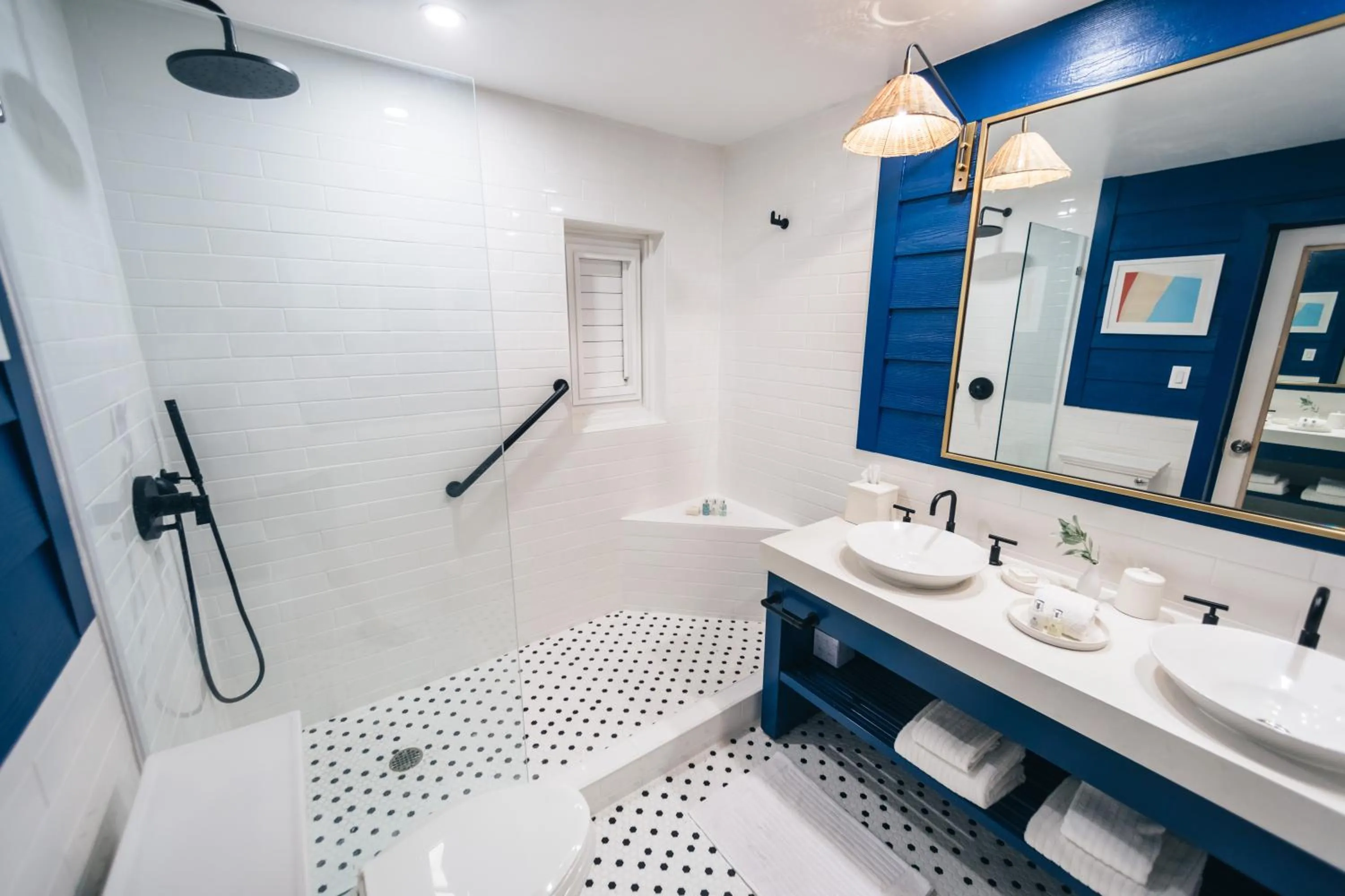 Bathroom in Pink Sands Resort