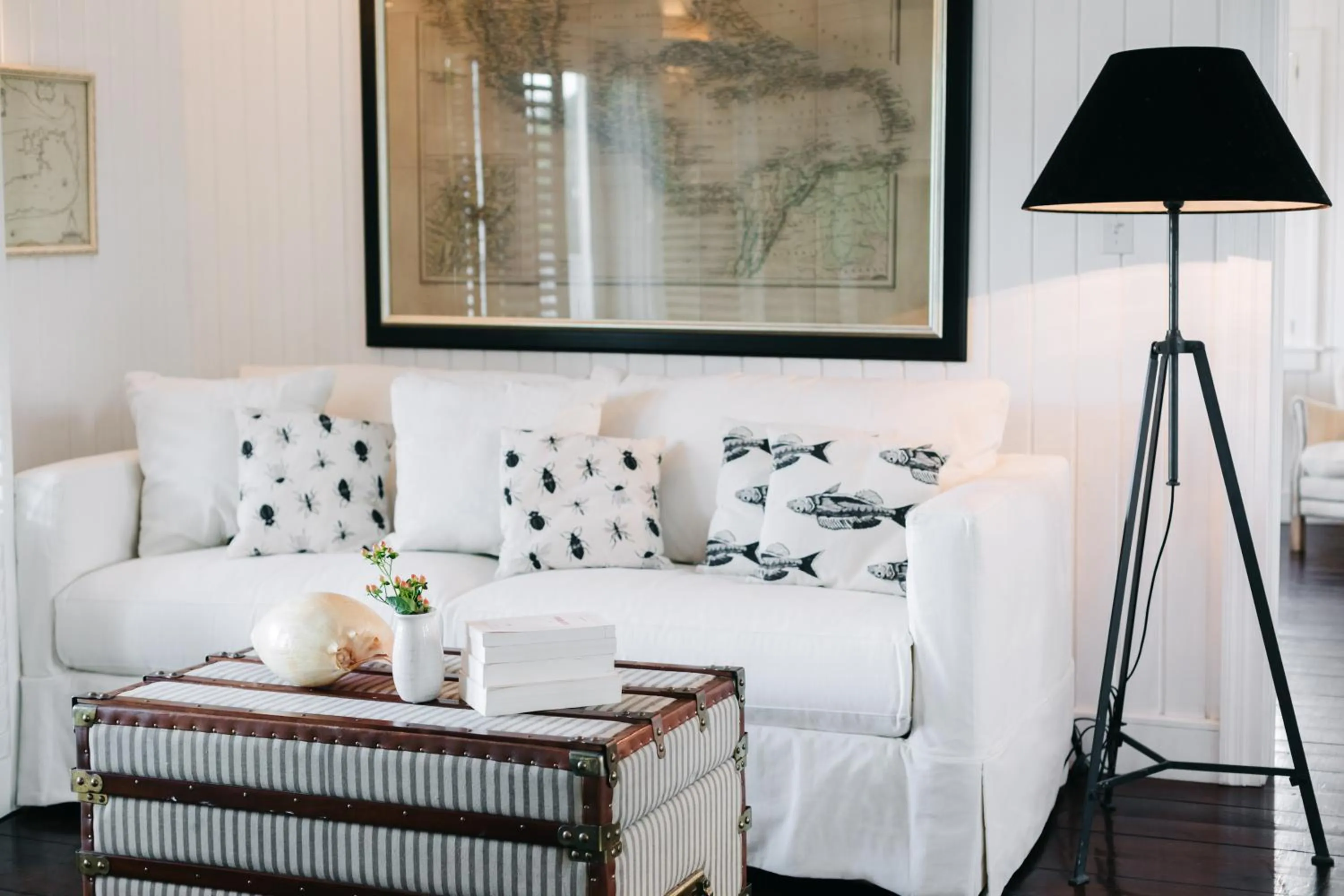 Living room in Pink Sands Resort