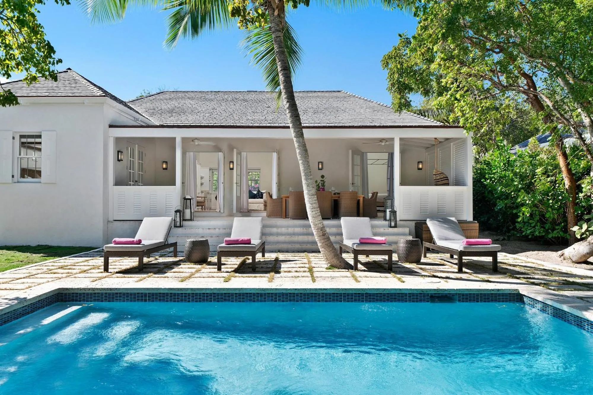 Swimming pool in Pink Sands Resort