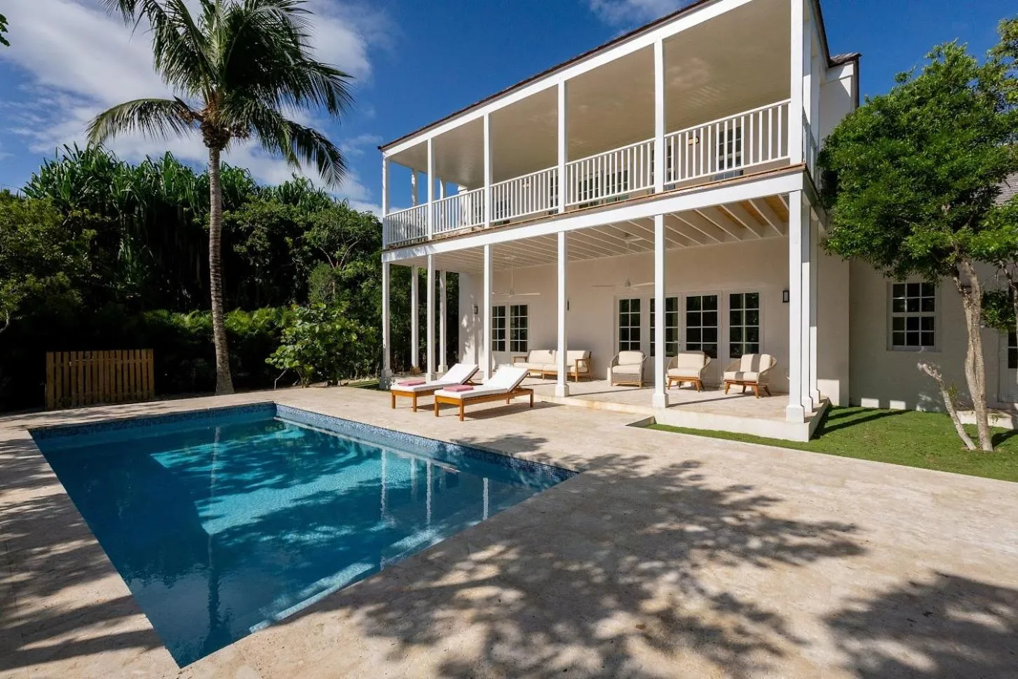 Patio in Pink Sands Resort