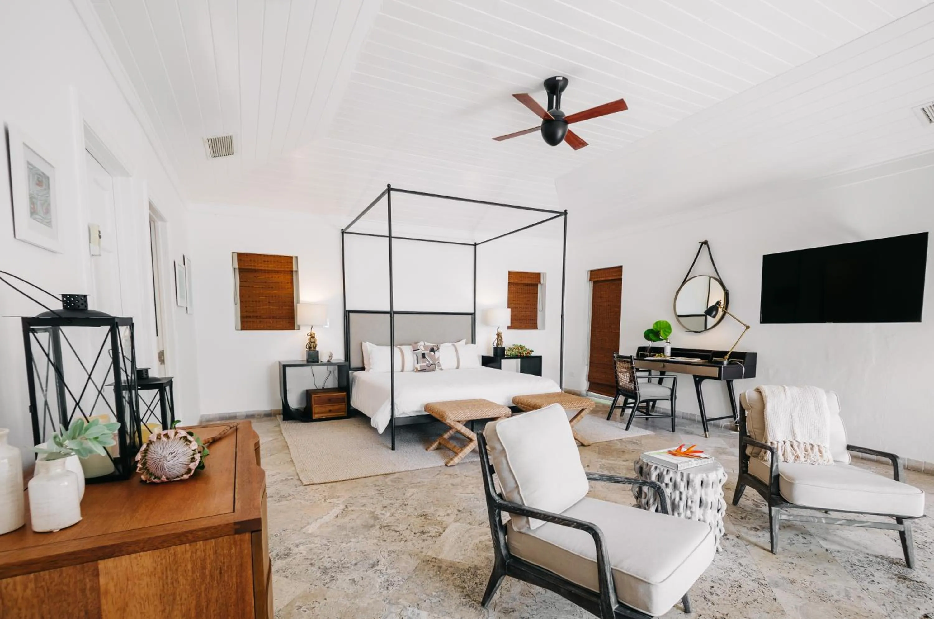 Bedroom in Pink Sands Resort