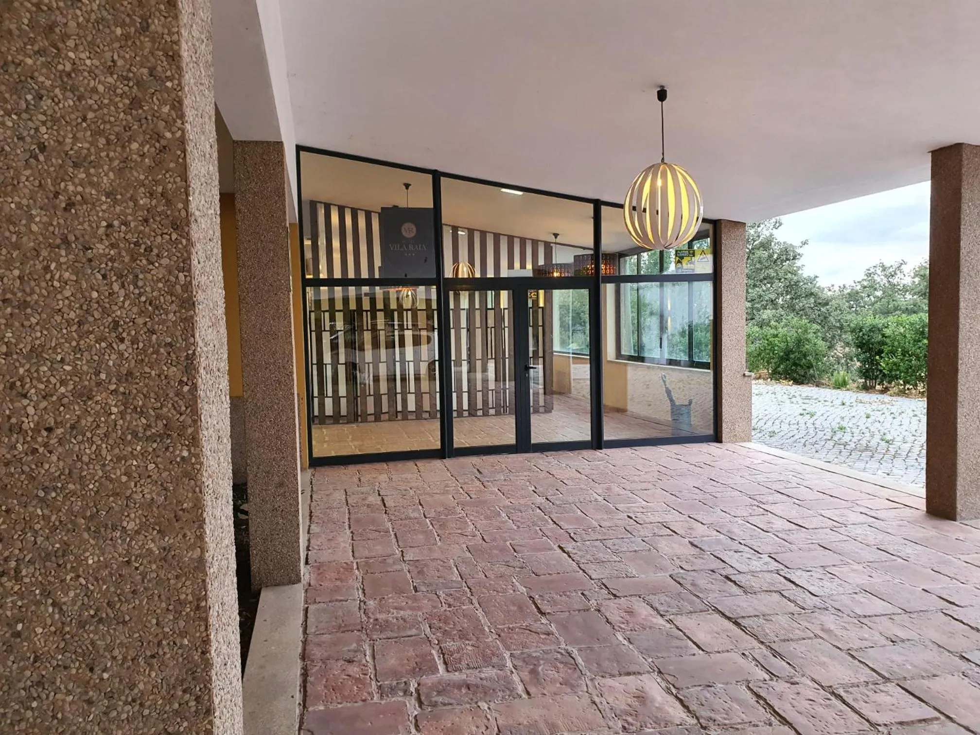 Facade/entrance in Hotel Vila Raia