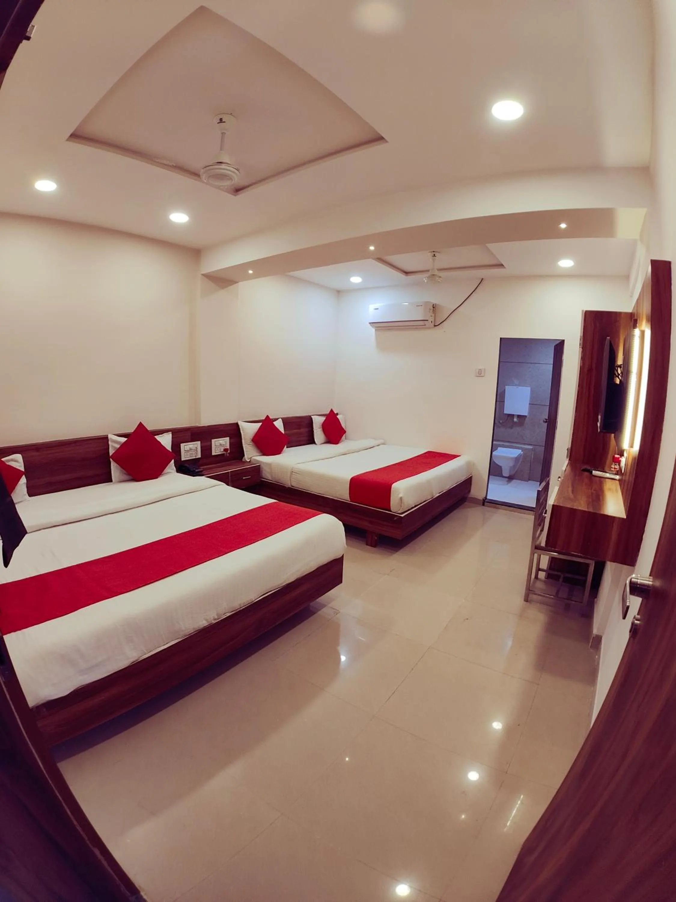 Bedroom, Bed in Hotel Nawanagar Residency