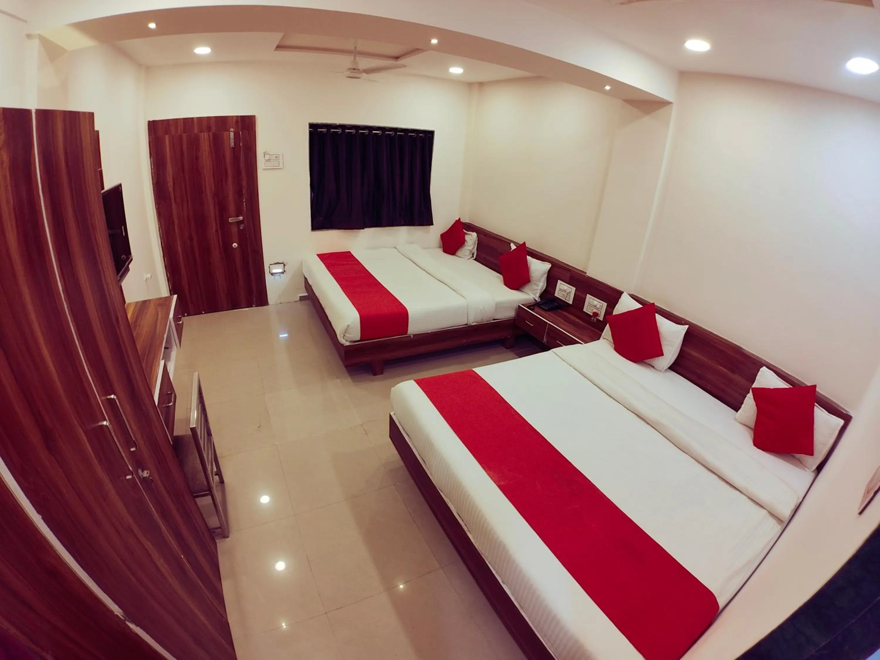 Bed in Hotel Nawanagar Residency