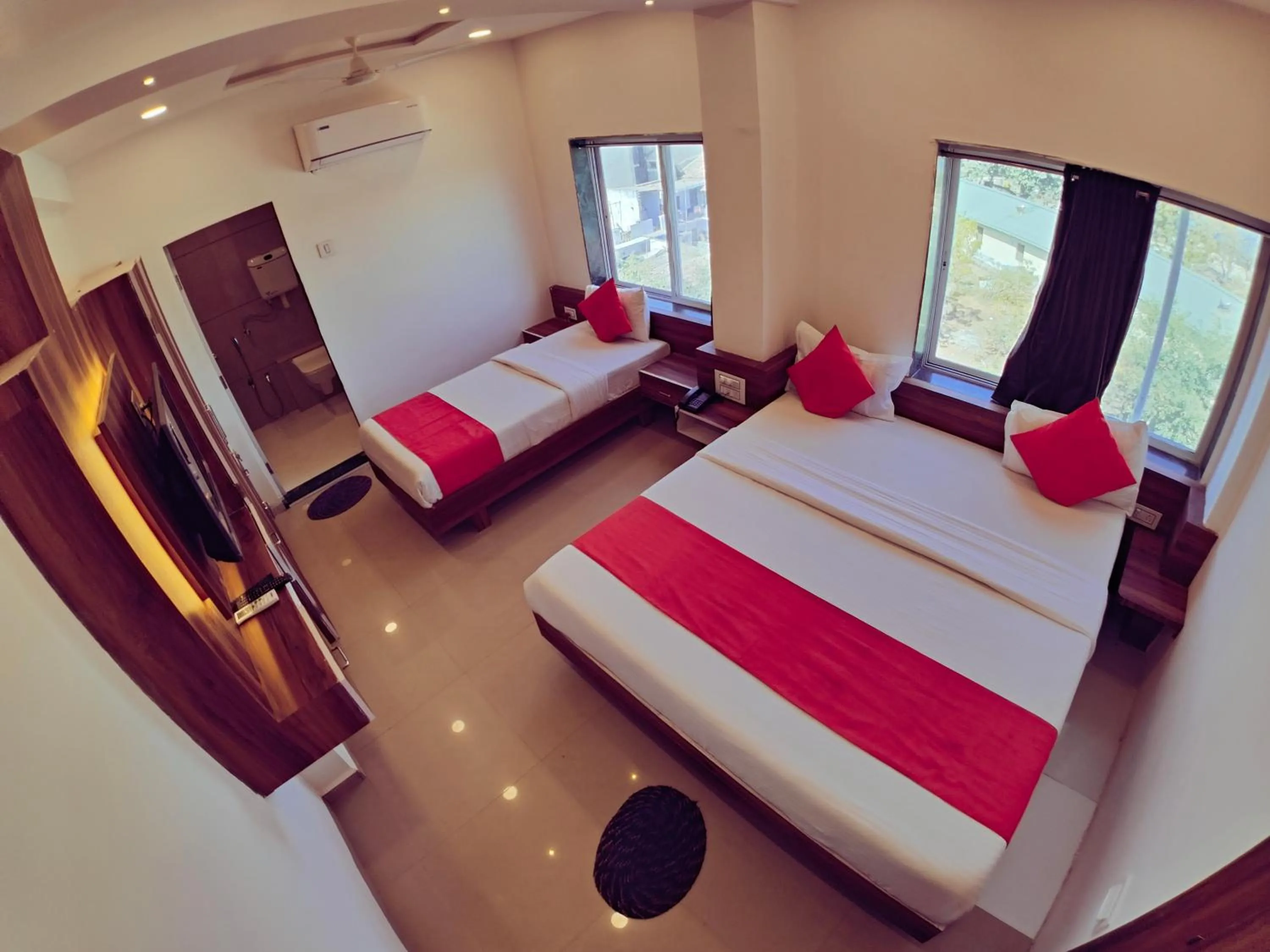 Bed in Hotel Nawanagar Residency
