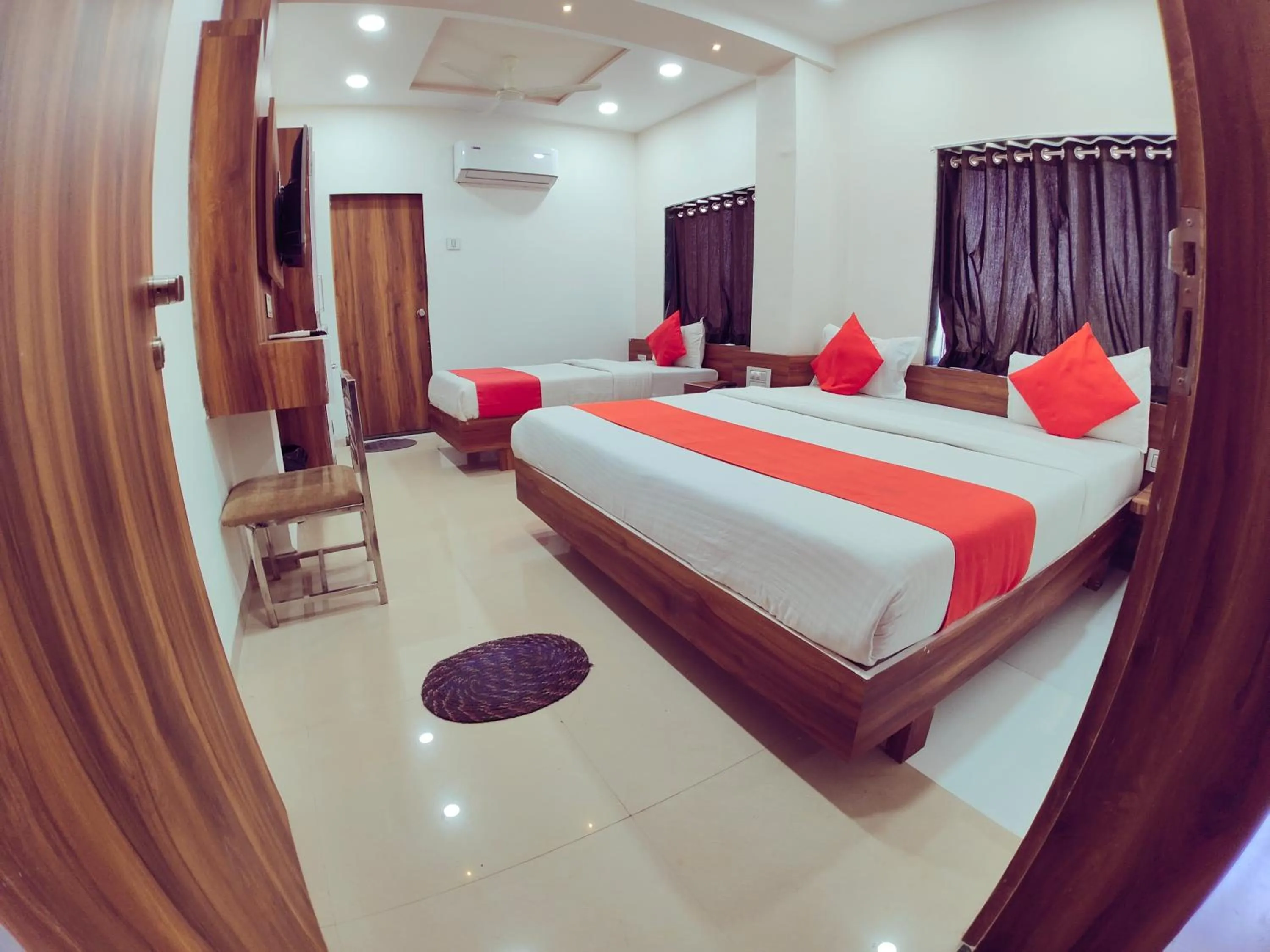 Bed in Hotel Nawanagar Residency