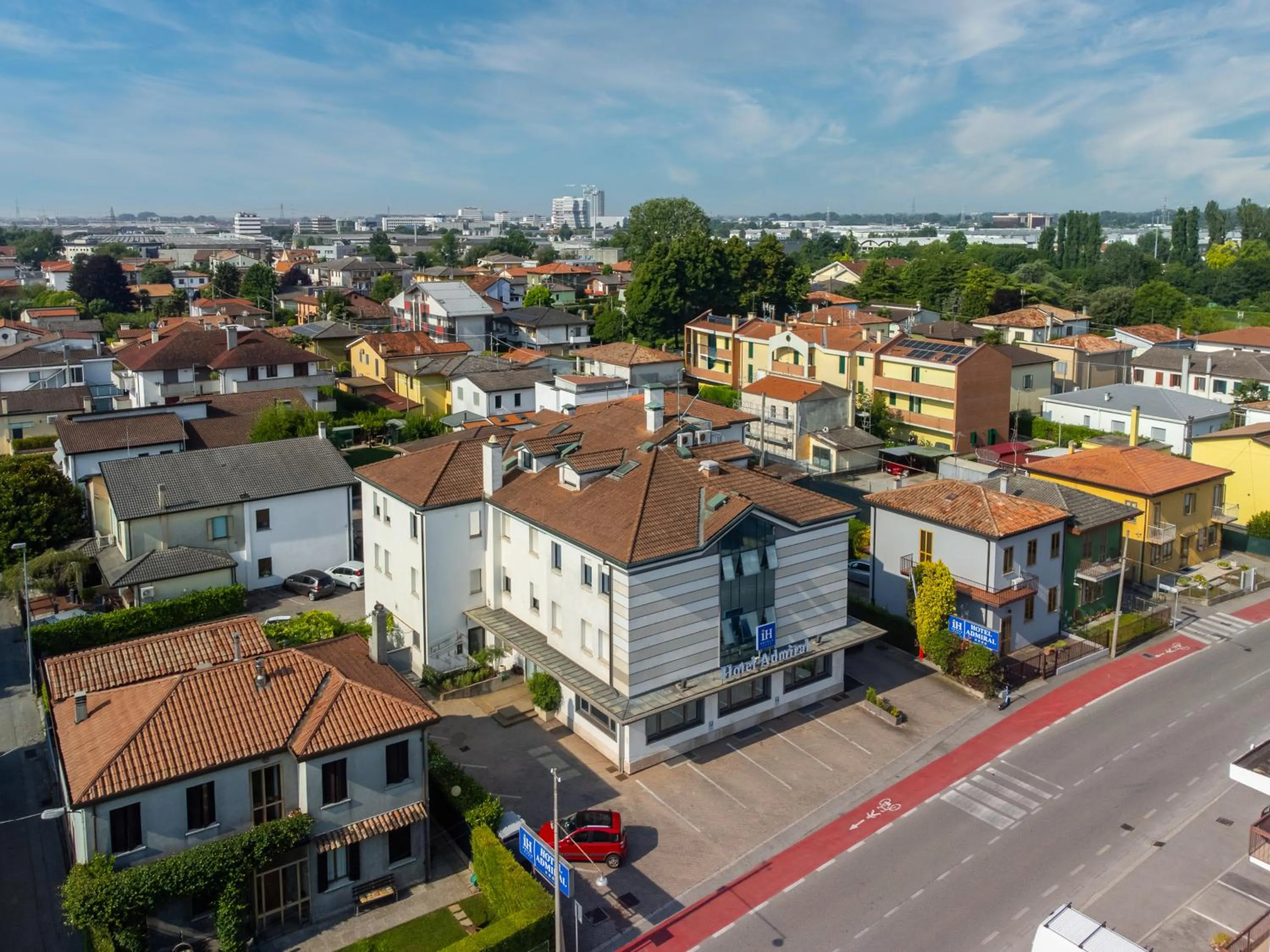 Property building in iH Hotels Padova Admiral