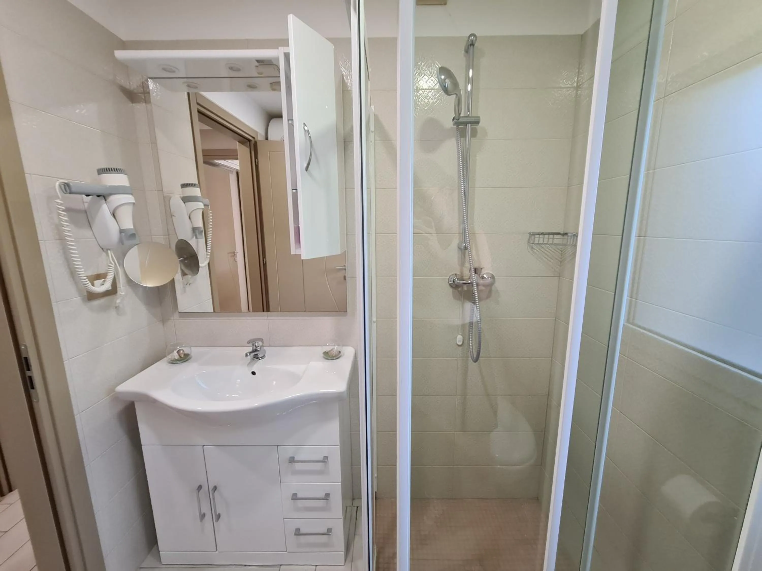 Bathroom in Nero D'Avorio Apartments