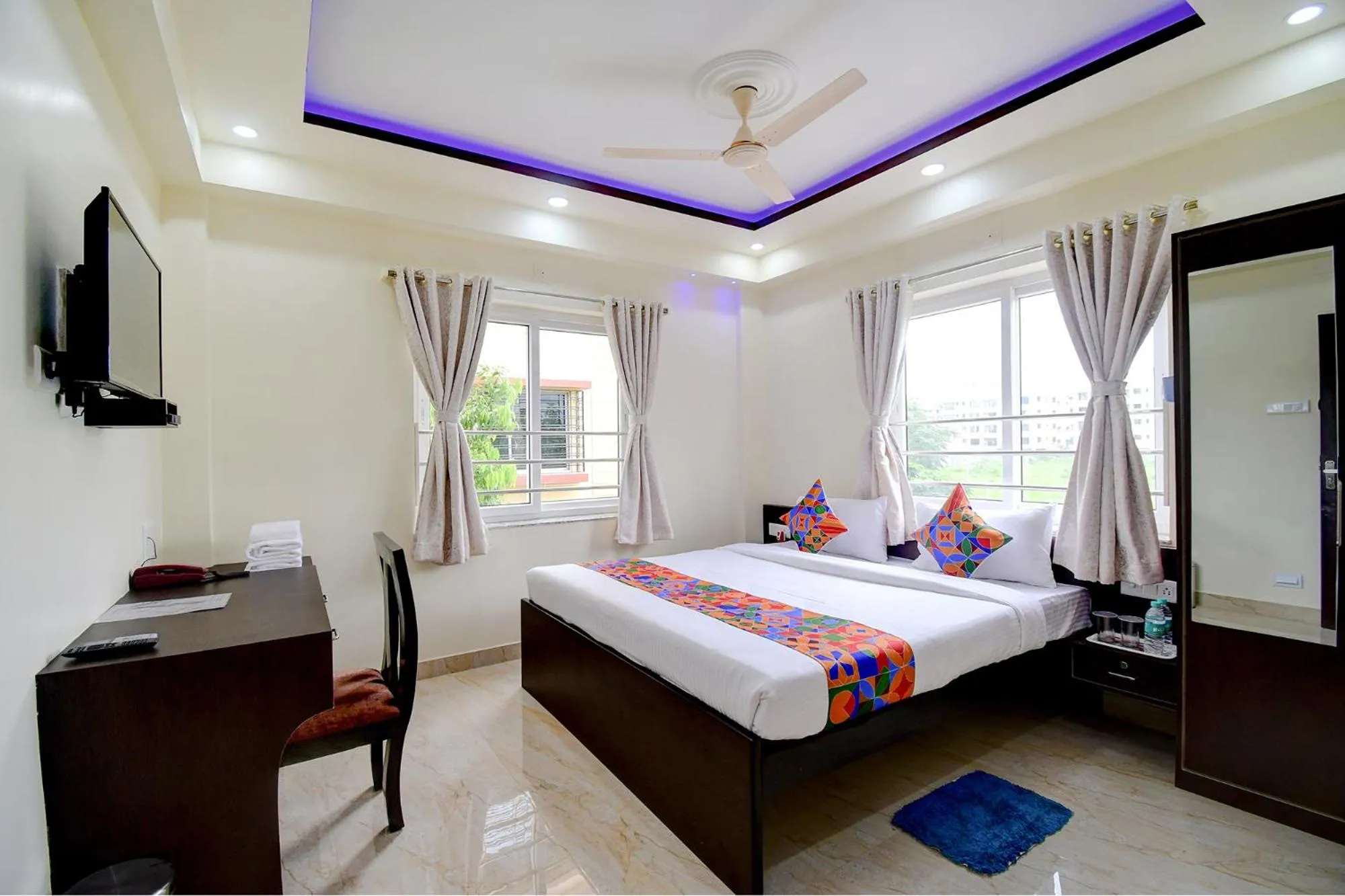 Bedroom, Bed in FabHotel Anchorage Inn - Nr Axis Mall