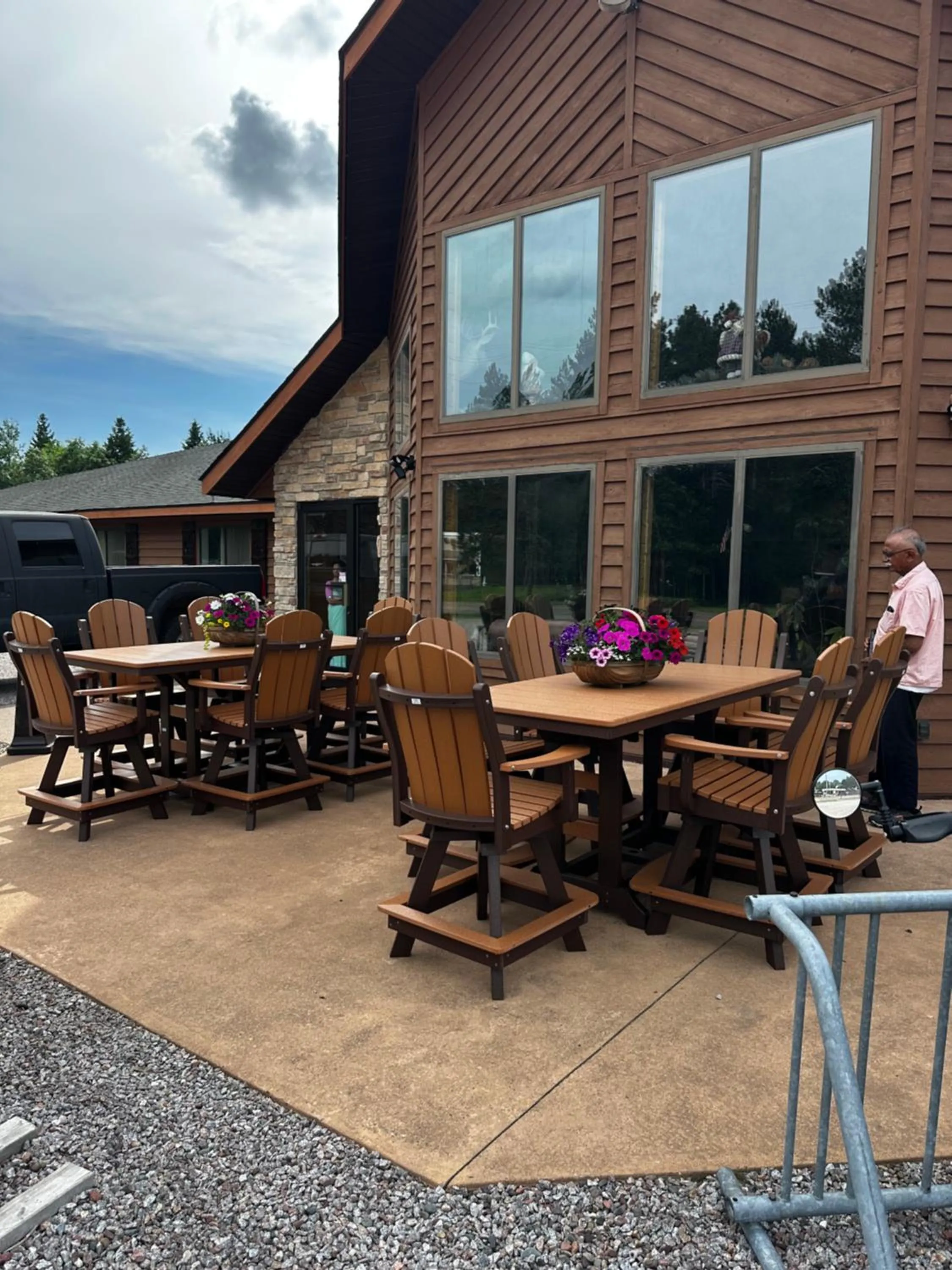 Patio in Boulder Bear Motor Lodge