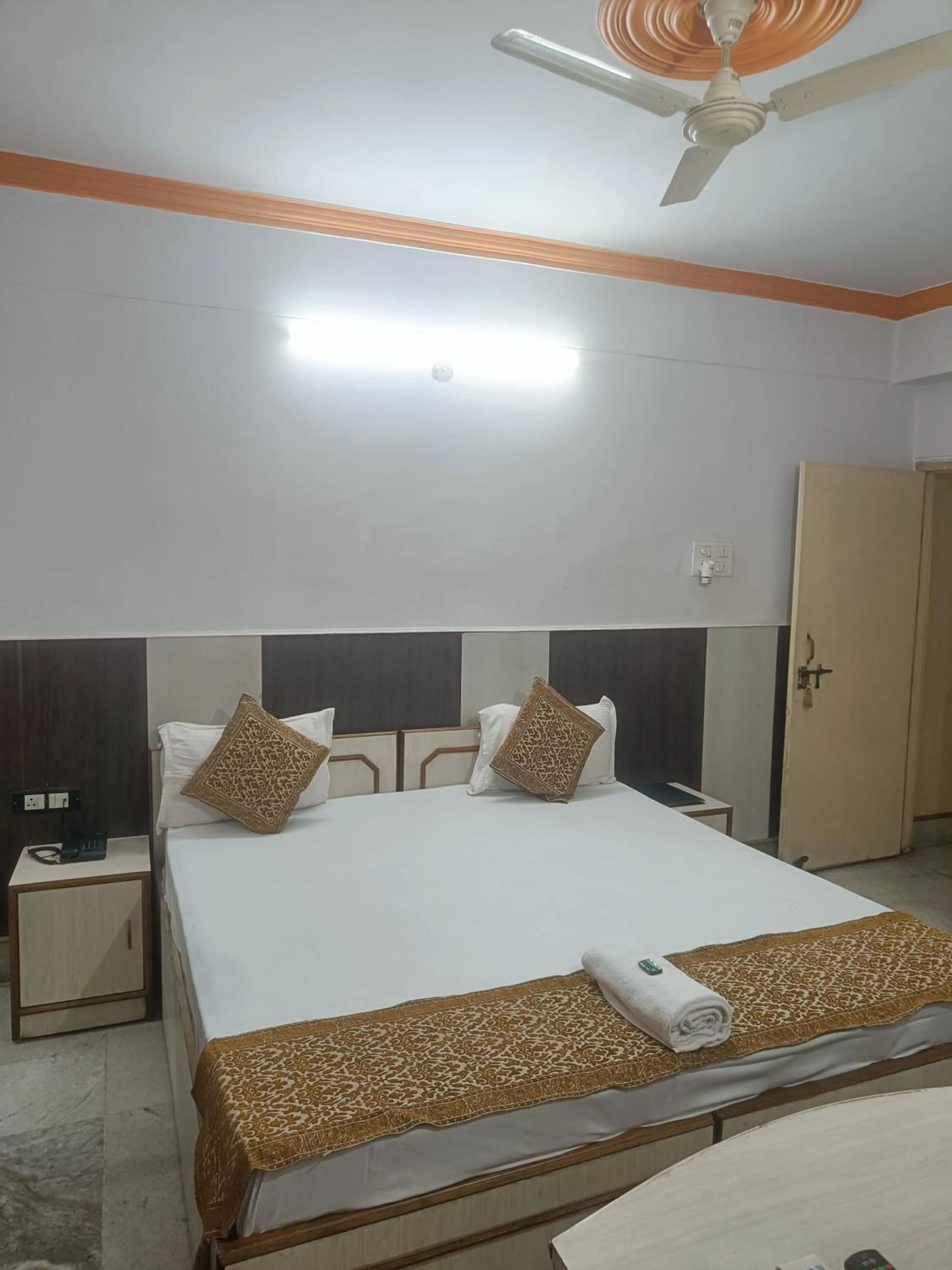 Bed in Hotel Aditya Palace