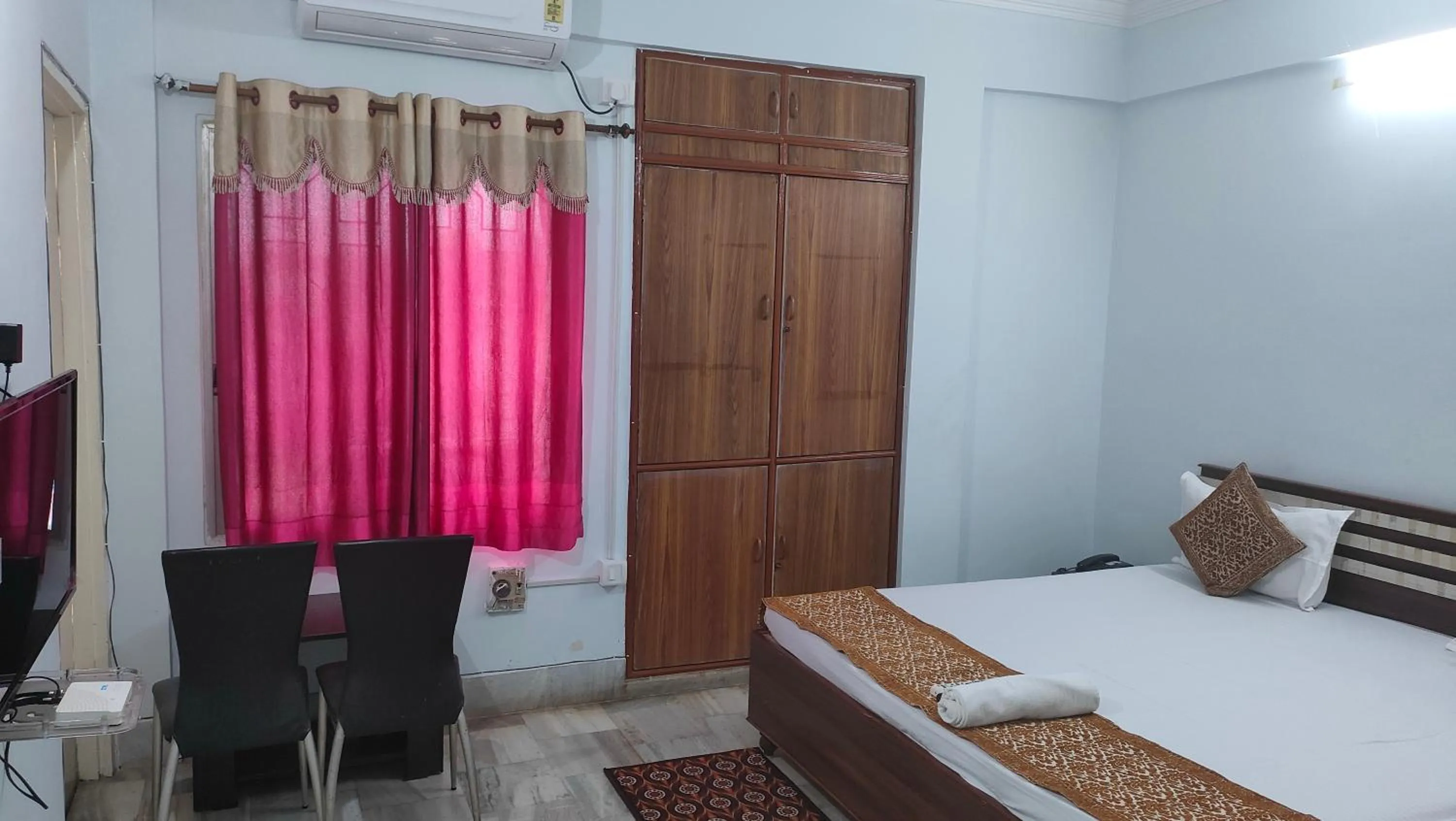 Bedroom, Bed in Hotel Aditya Palace