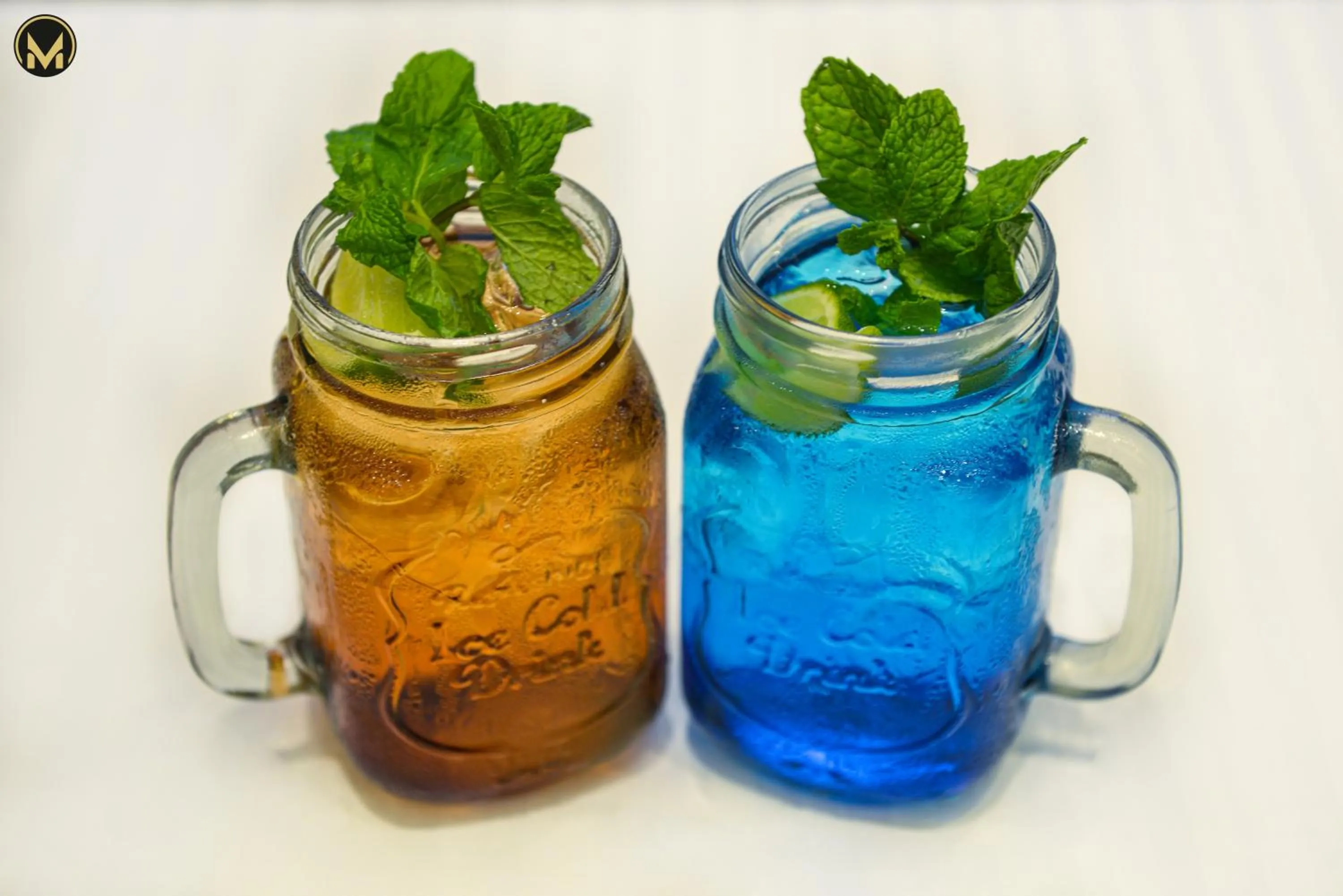 Restaurant/places to eat in Muscat Express Hotel