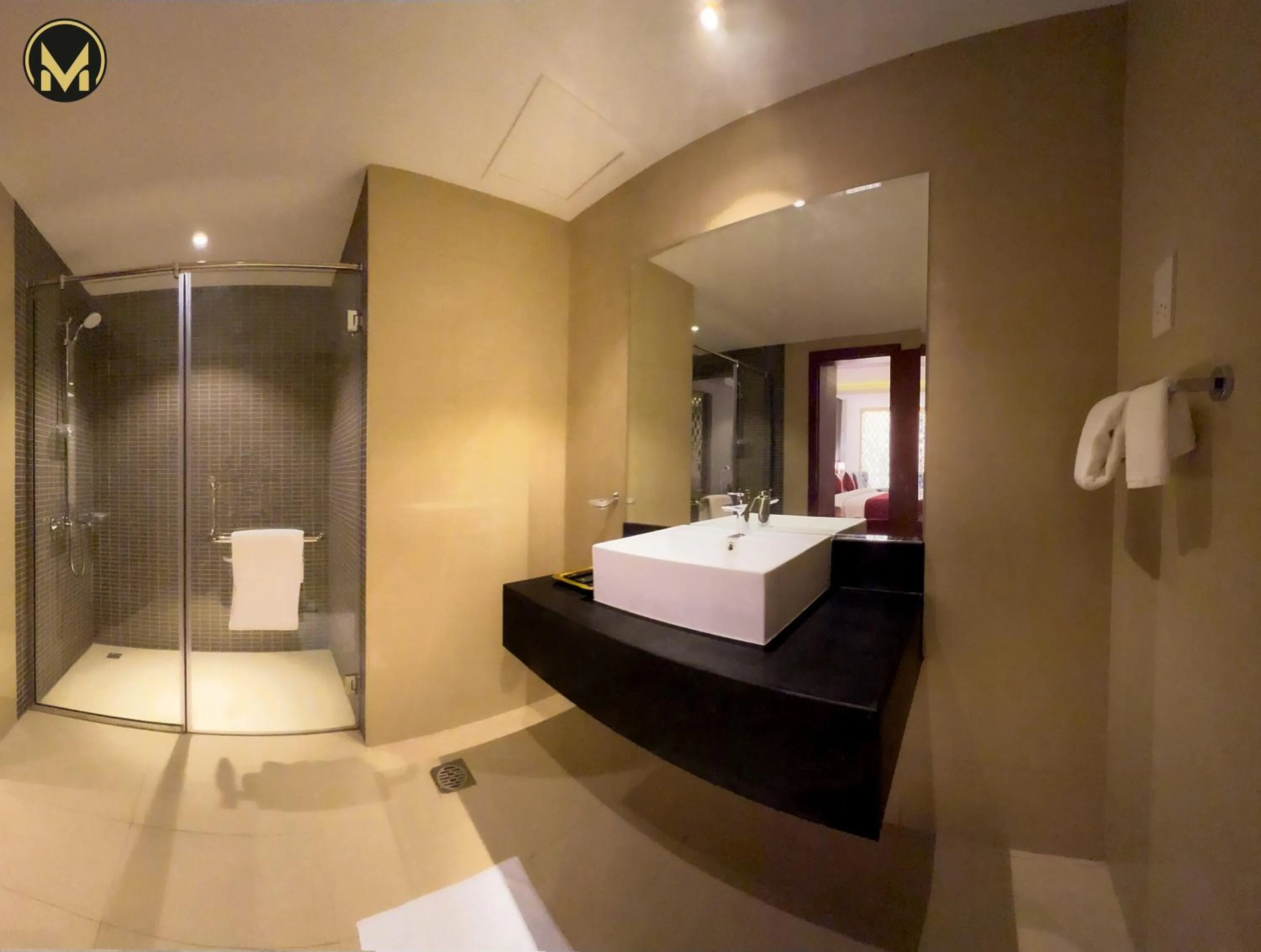 Bathroom, Bed in Muscat Express Hotel