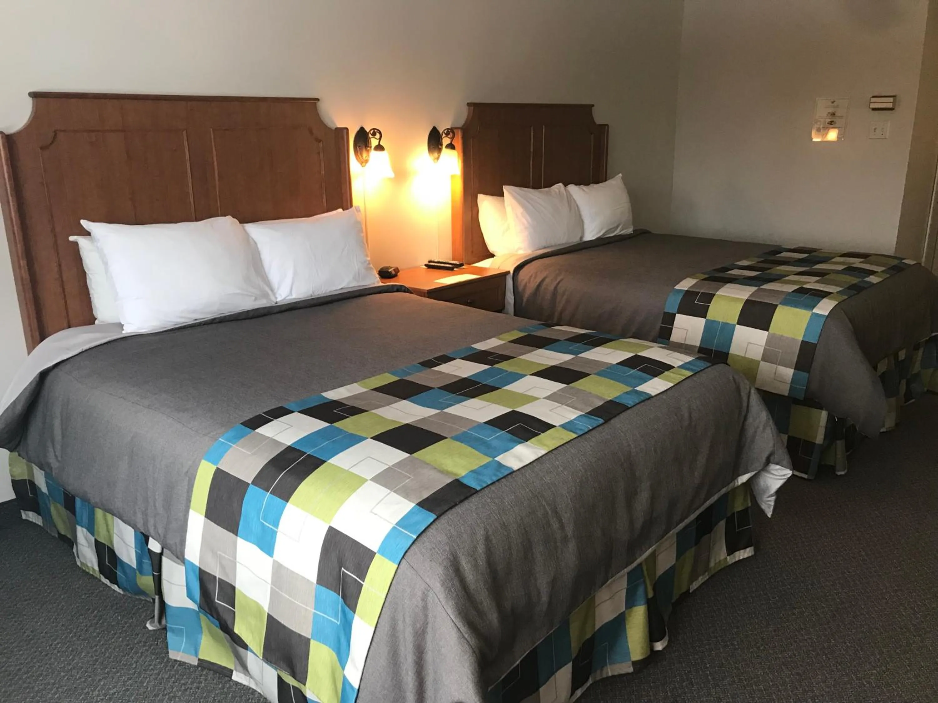 Queen Room in Auberge Matha