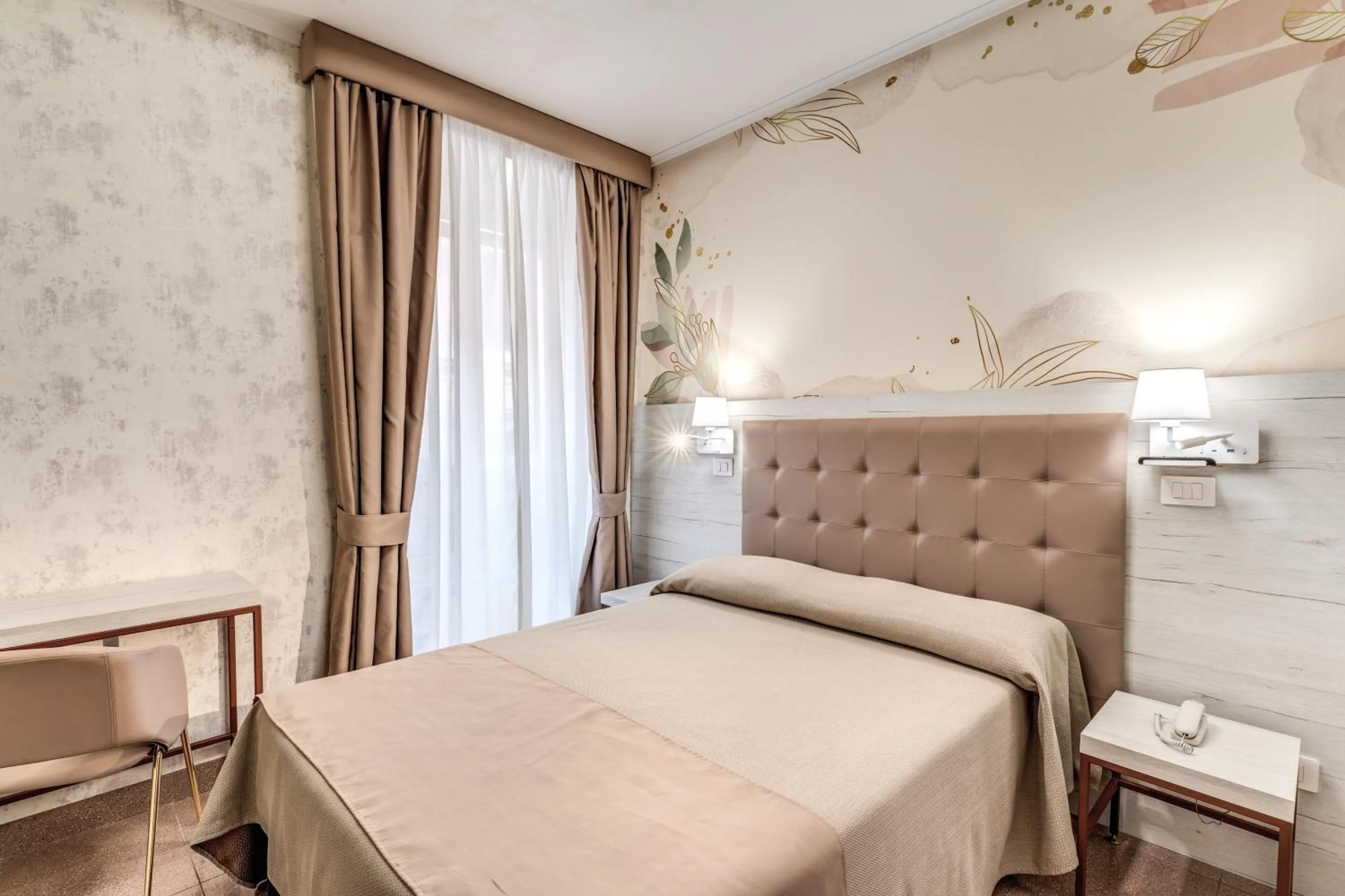 Bedroom, Bed in Hotel Milo