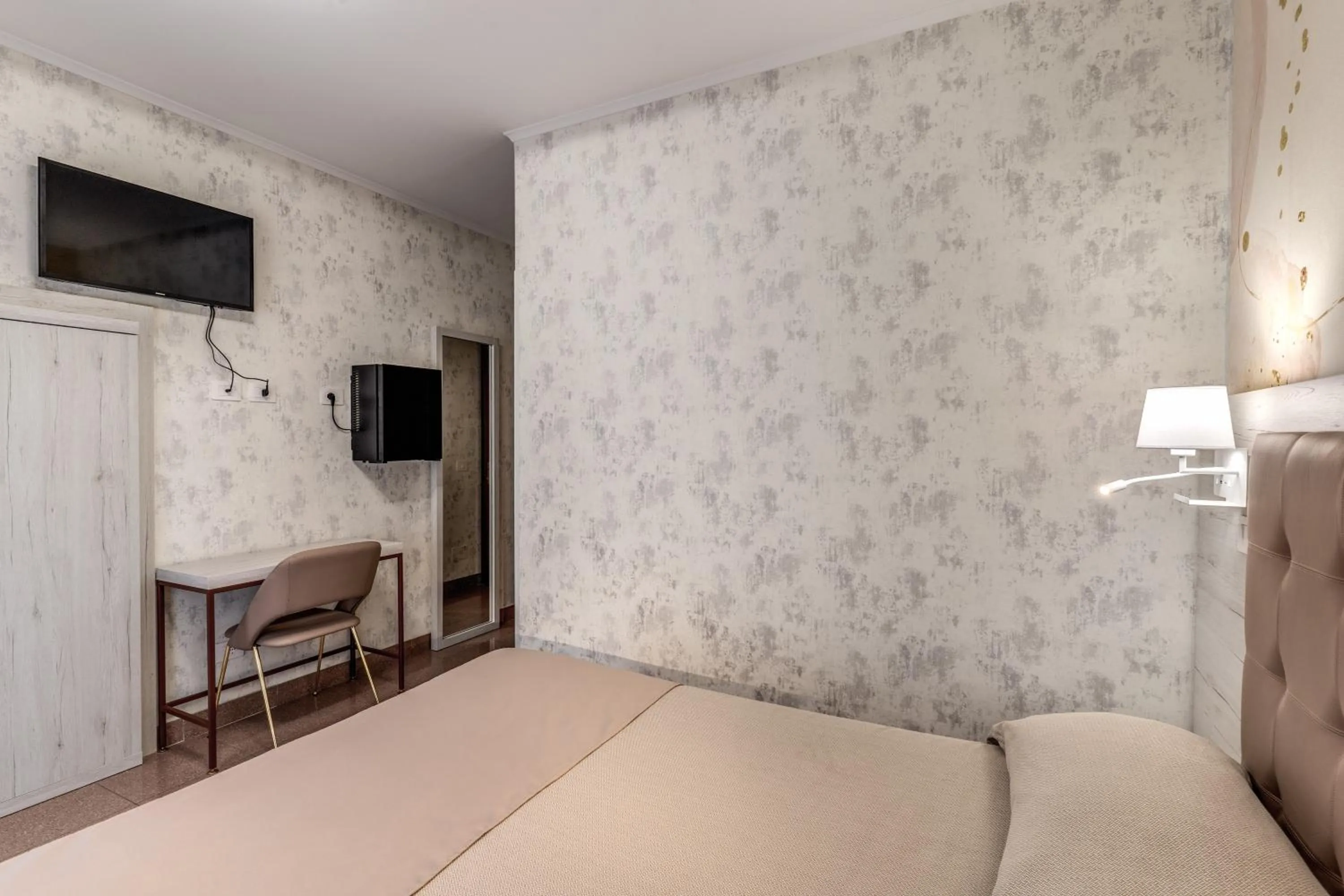 Bedroom, Bed in Hotel Milo