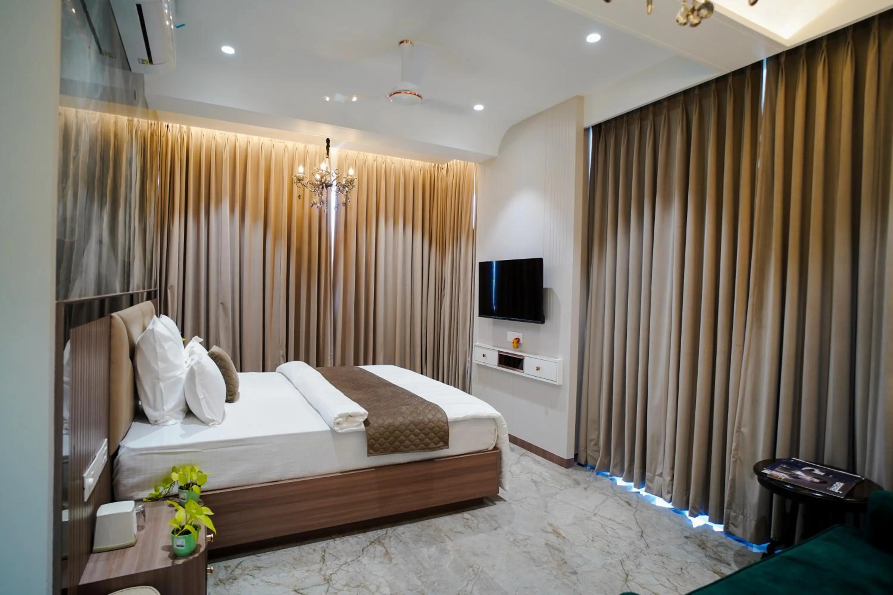 Bedroom in VIRASAT RESORT