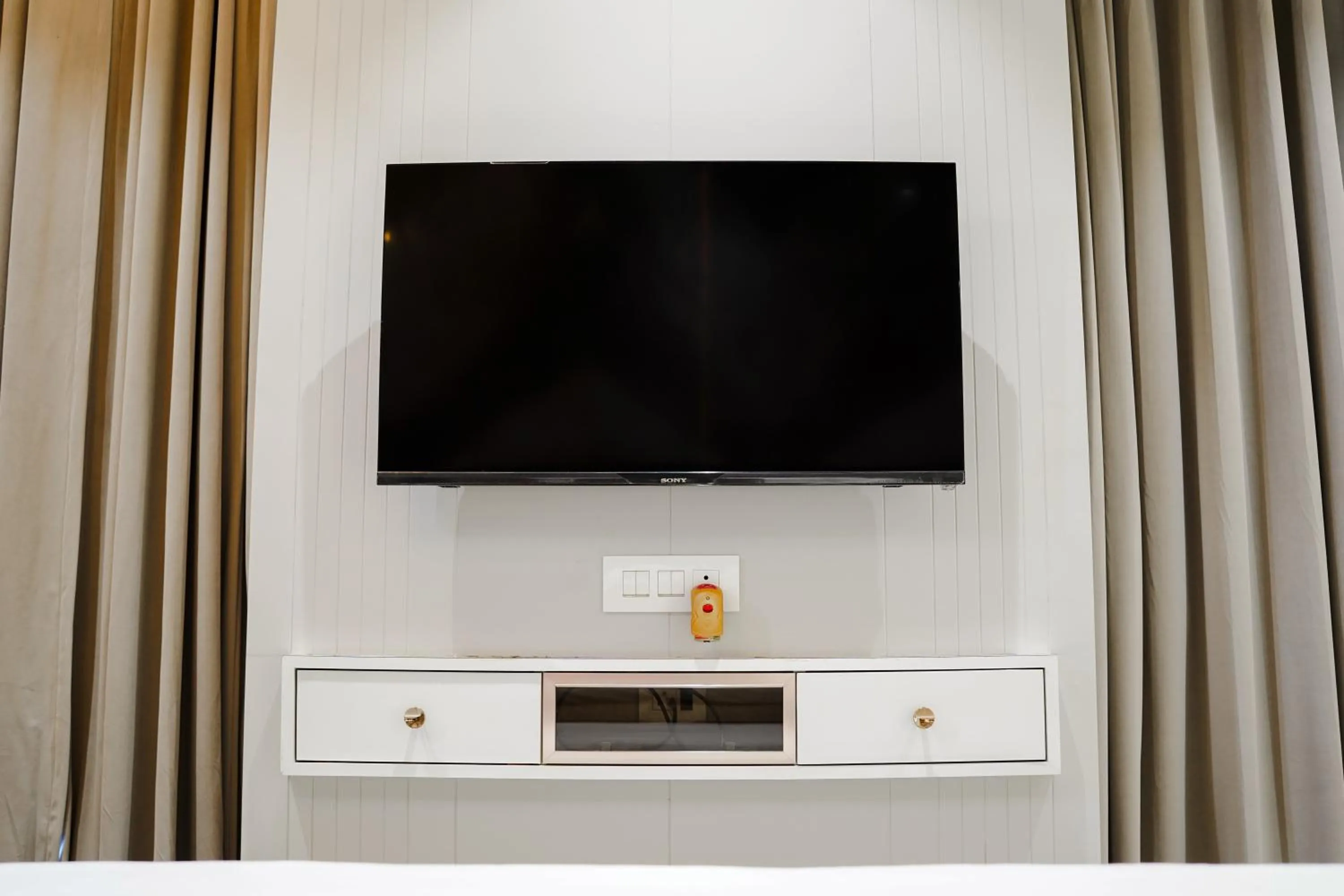 TV and multimedia in VIRASAT RESORT