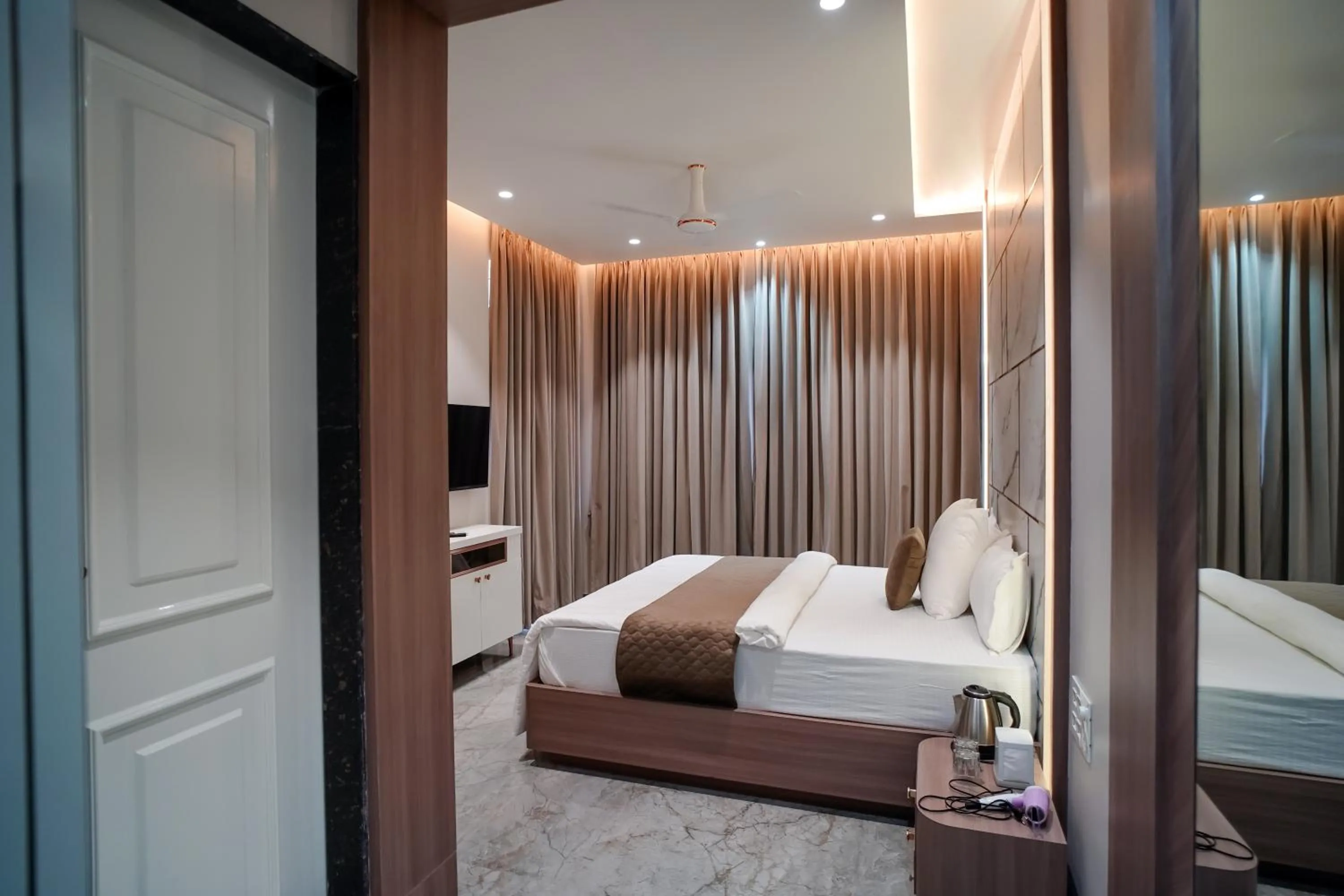 Bed in VIRASAT RESORT