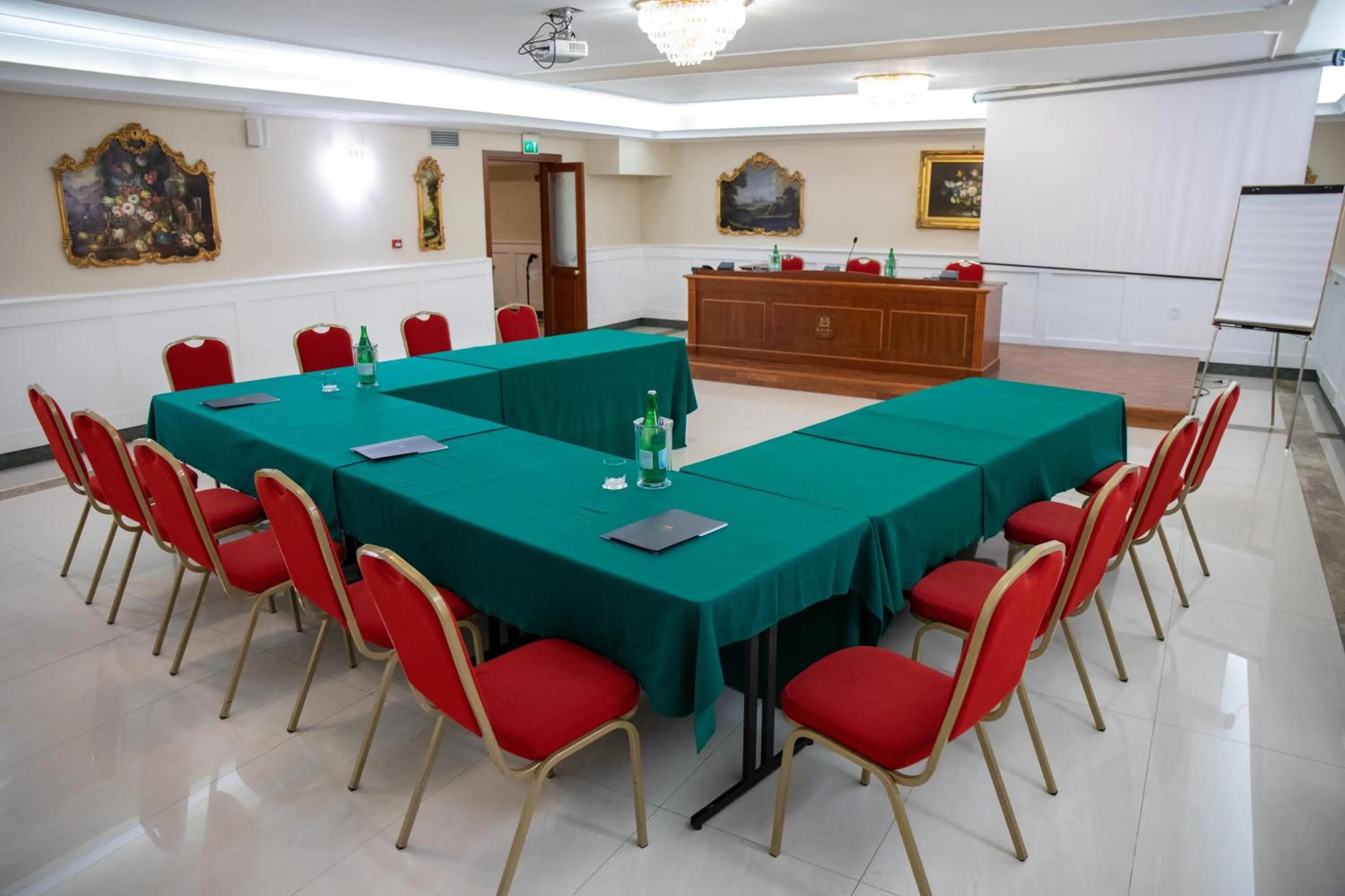Business facilities in Bel Sito Hotel Due Torri