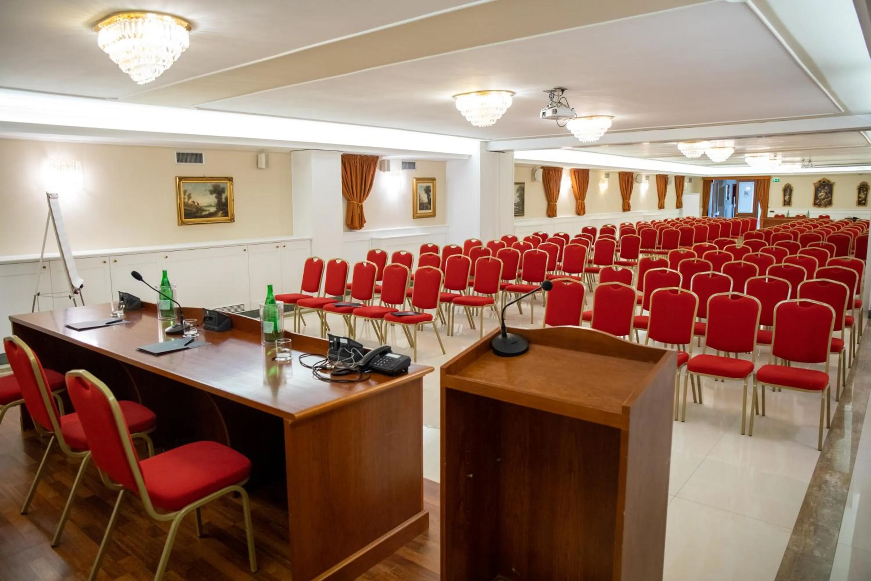 Business facilities in Bel Sito Hotel Due Torri