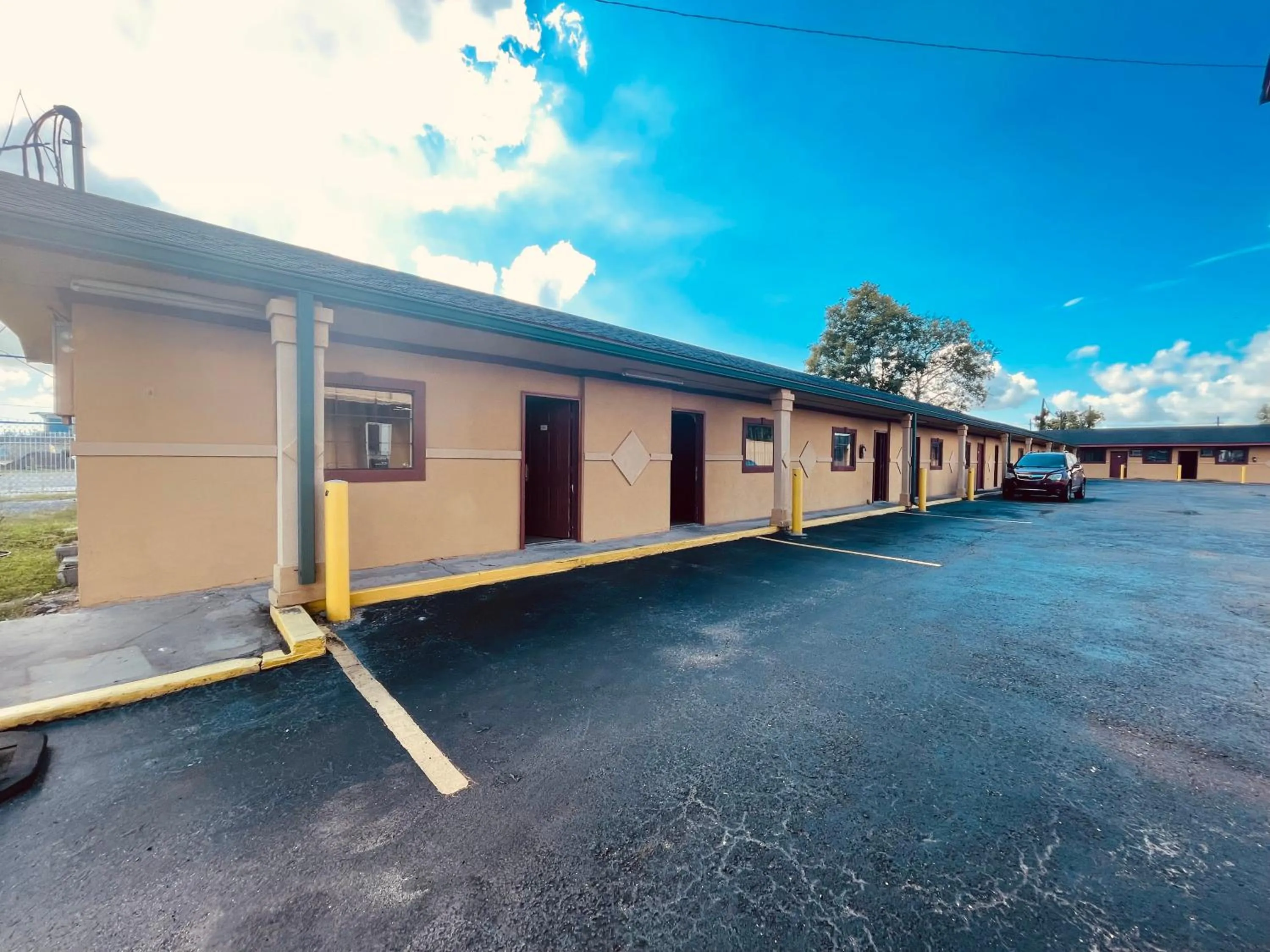 View (from property/room) in Royal Palms Motel & RV Park