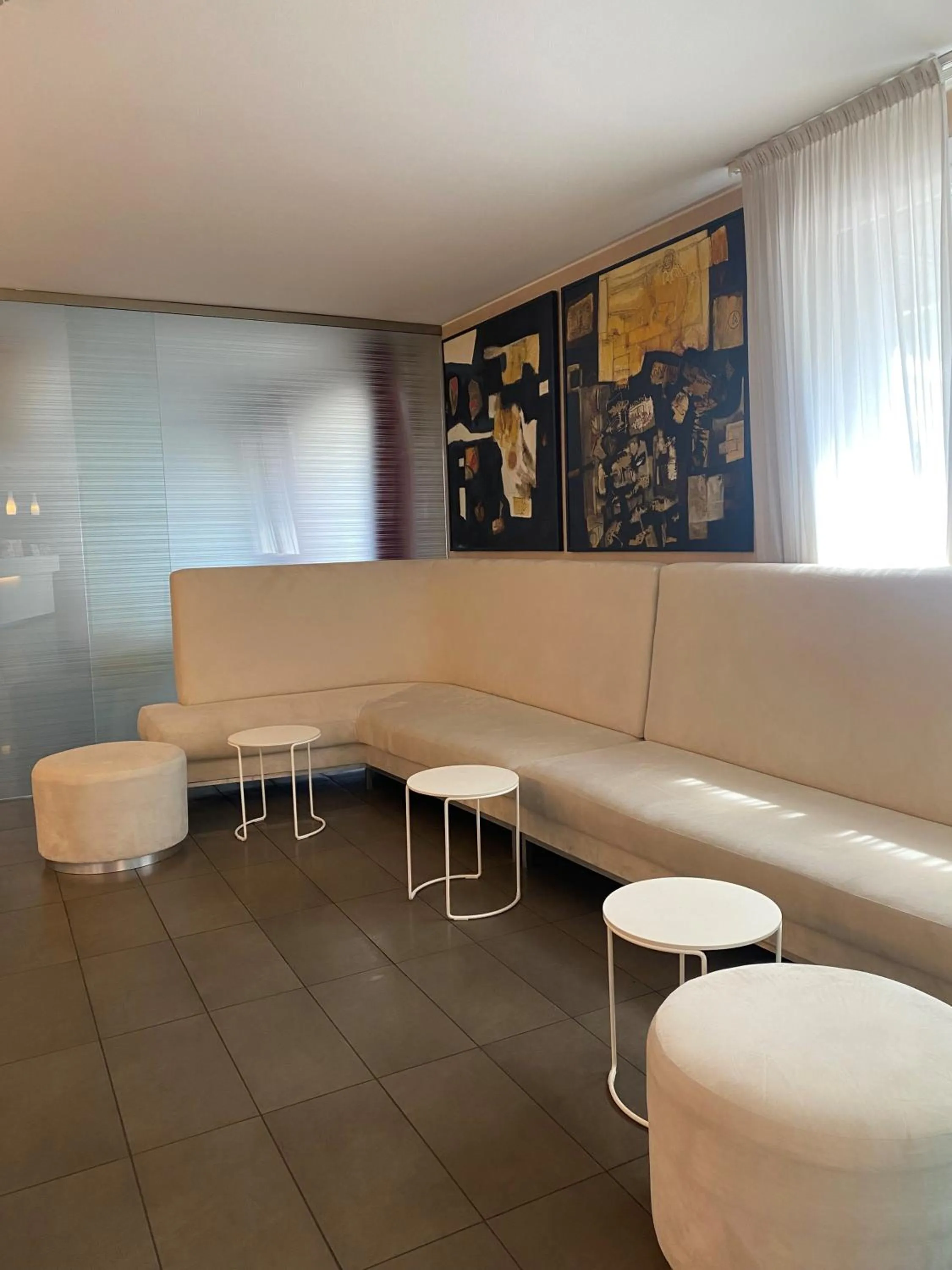 Lobby or reception in CAVALLO Hotel Noventa di Piave