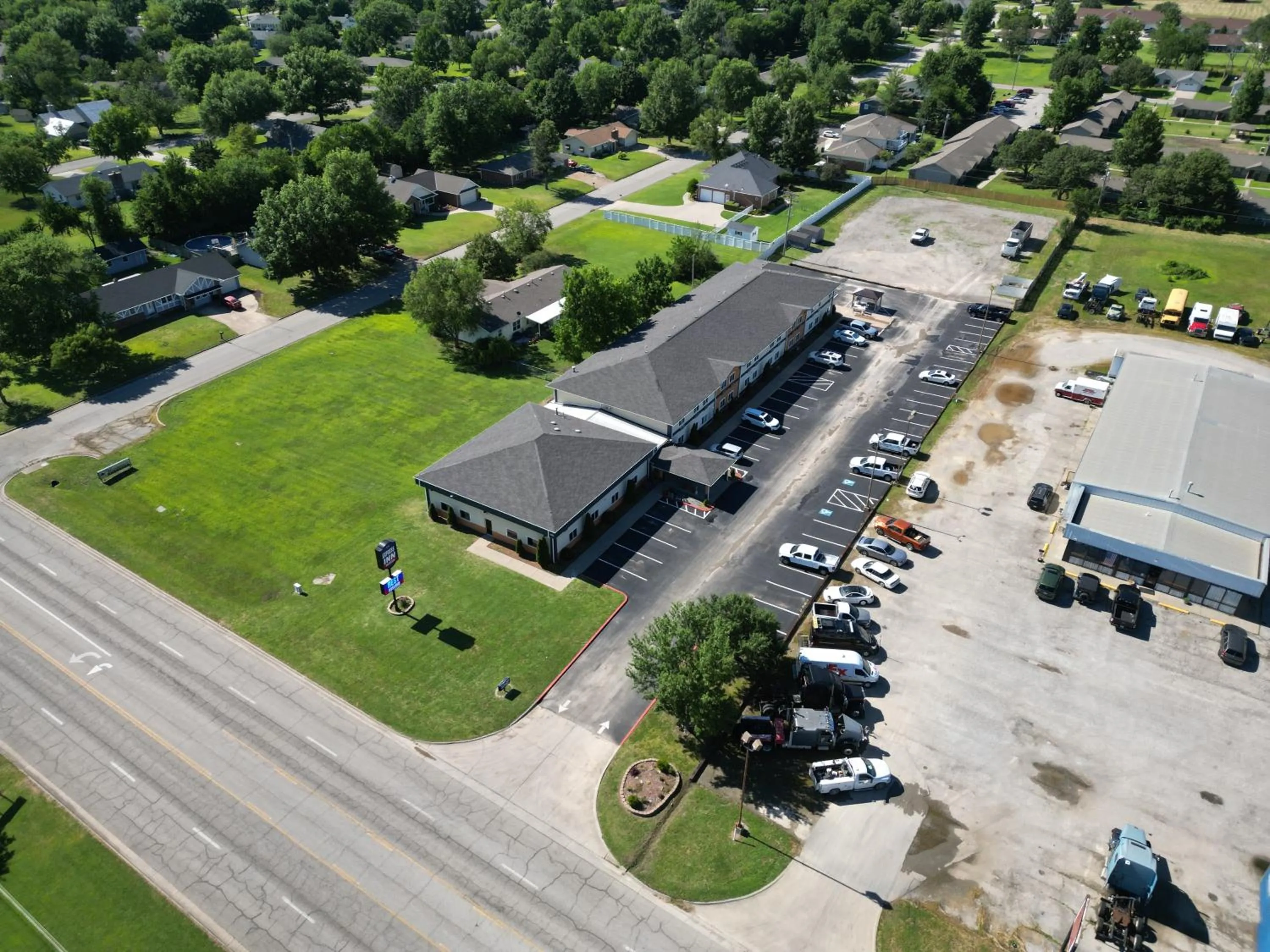 Street view in Express Inn Parsons