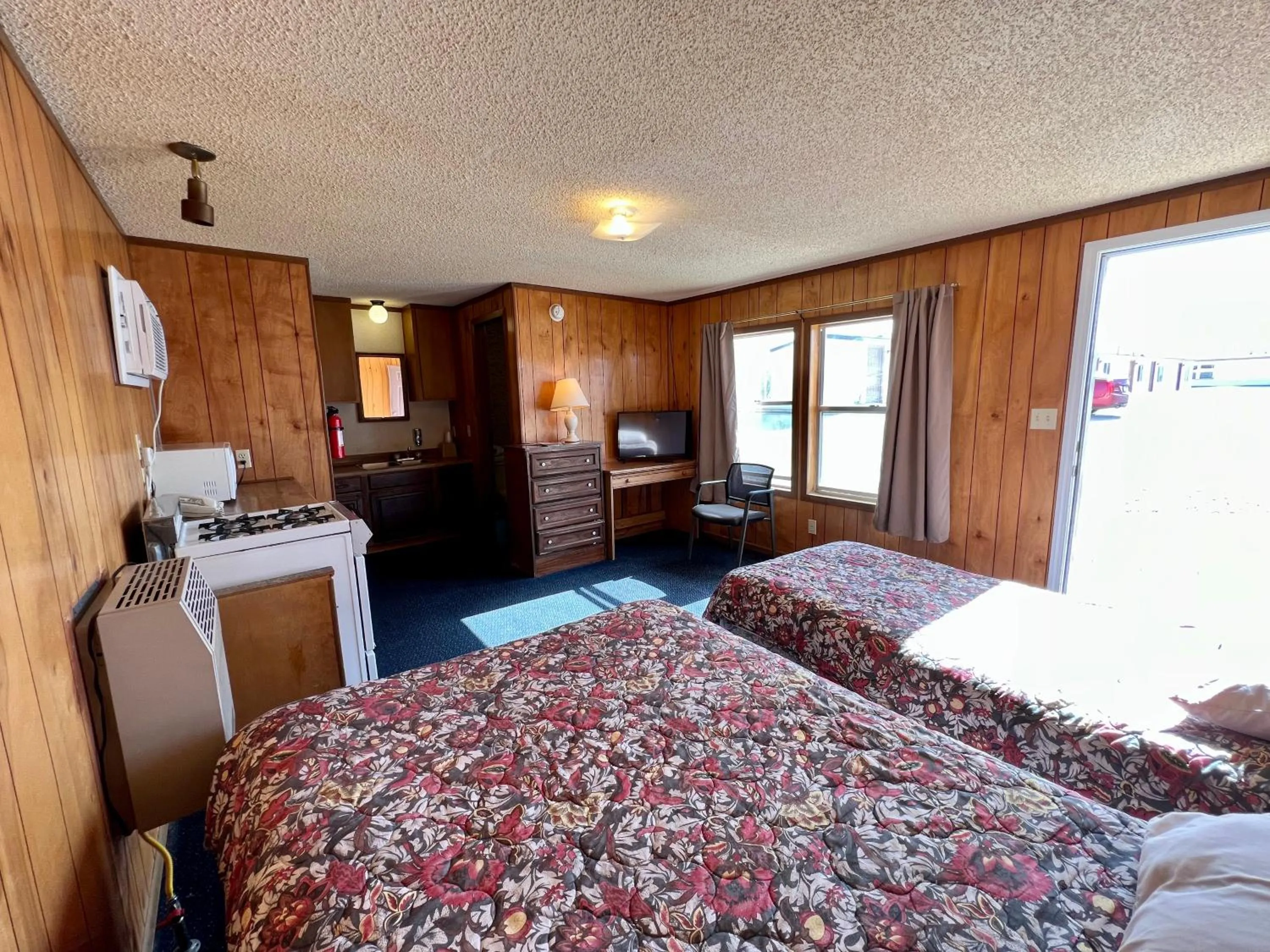 Bed in Border Inn Casino