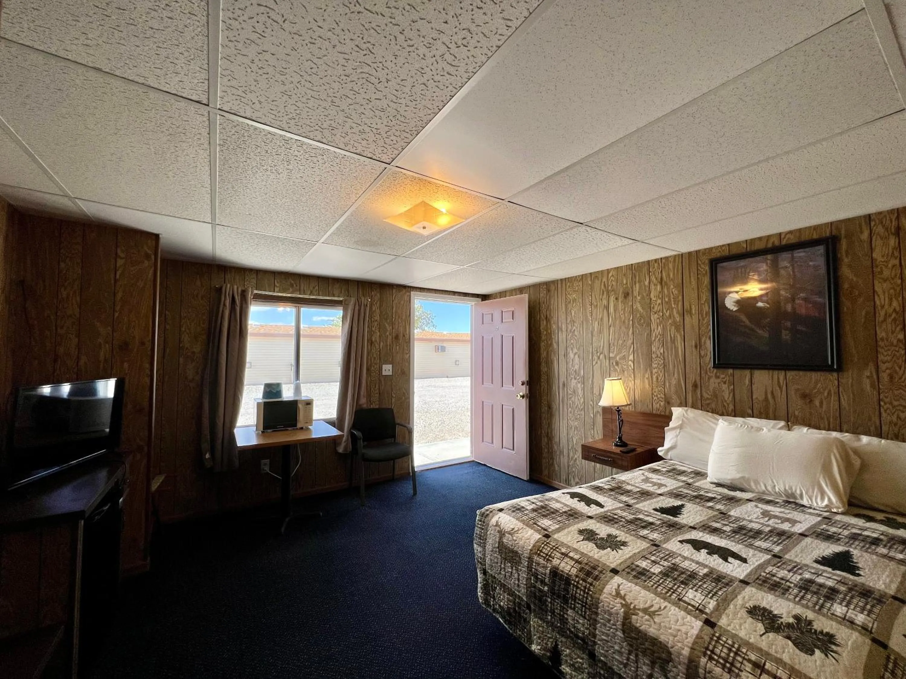 Bed in Border Inn Casino