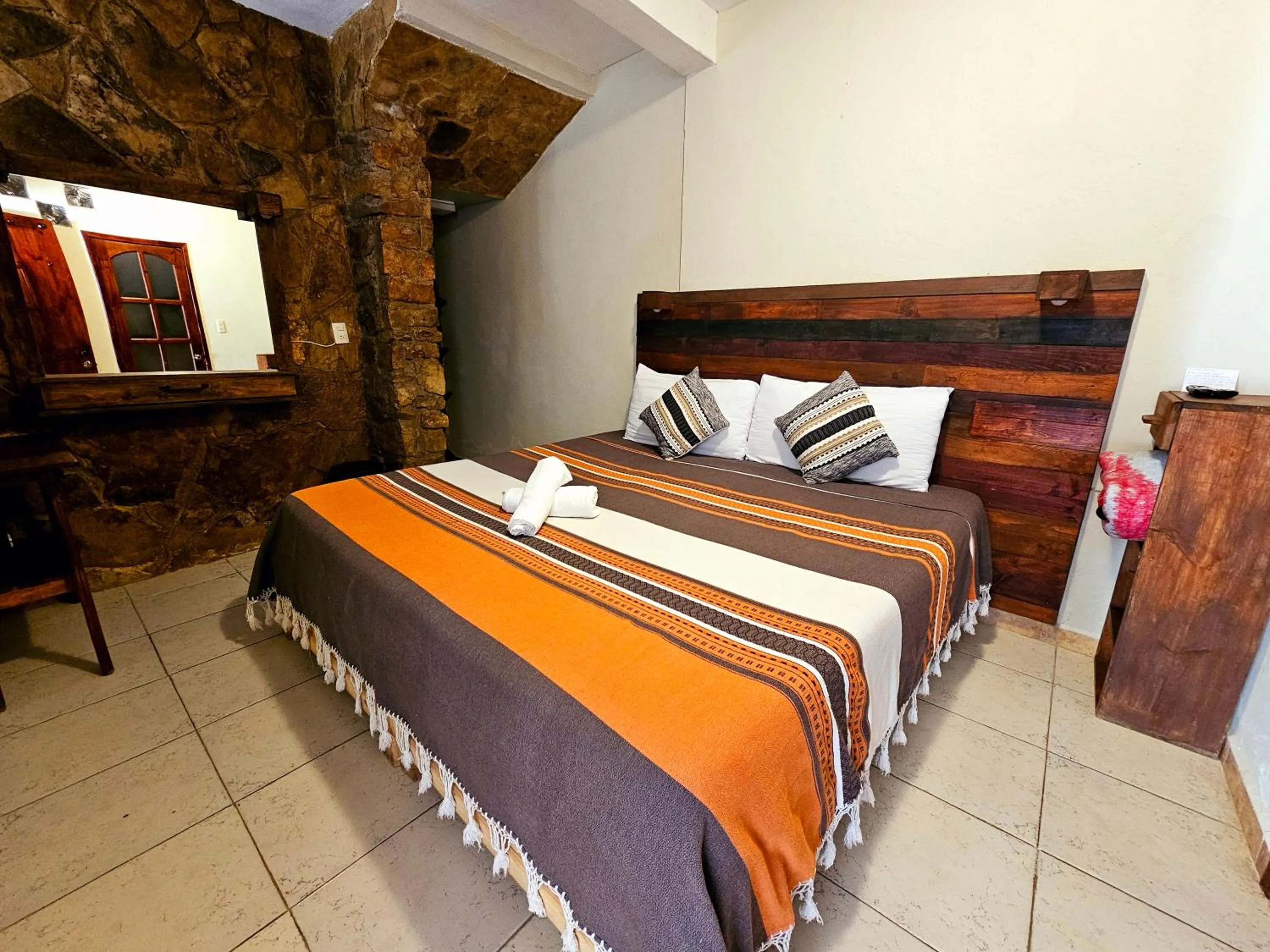 Bed in Arte Sano Hotel San Cristobal