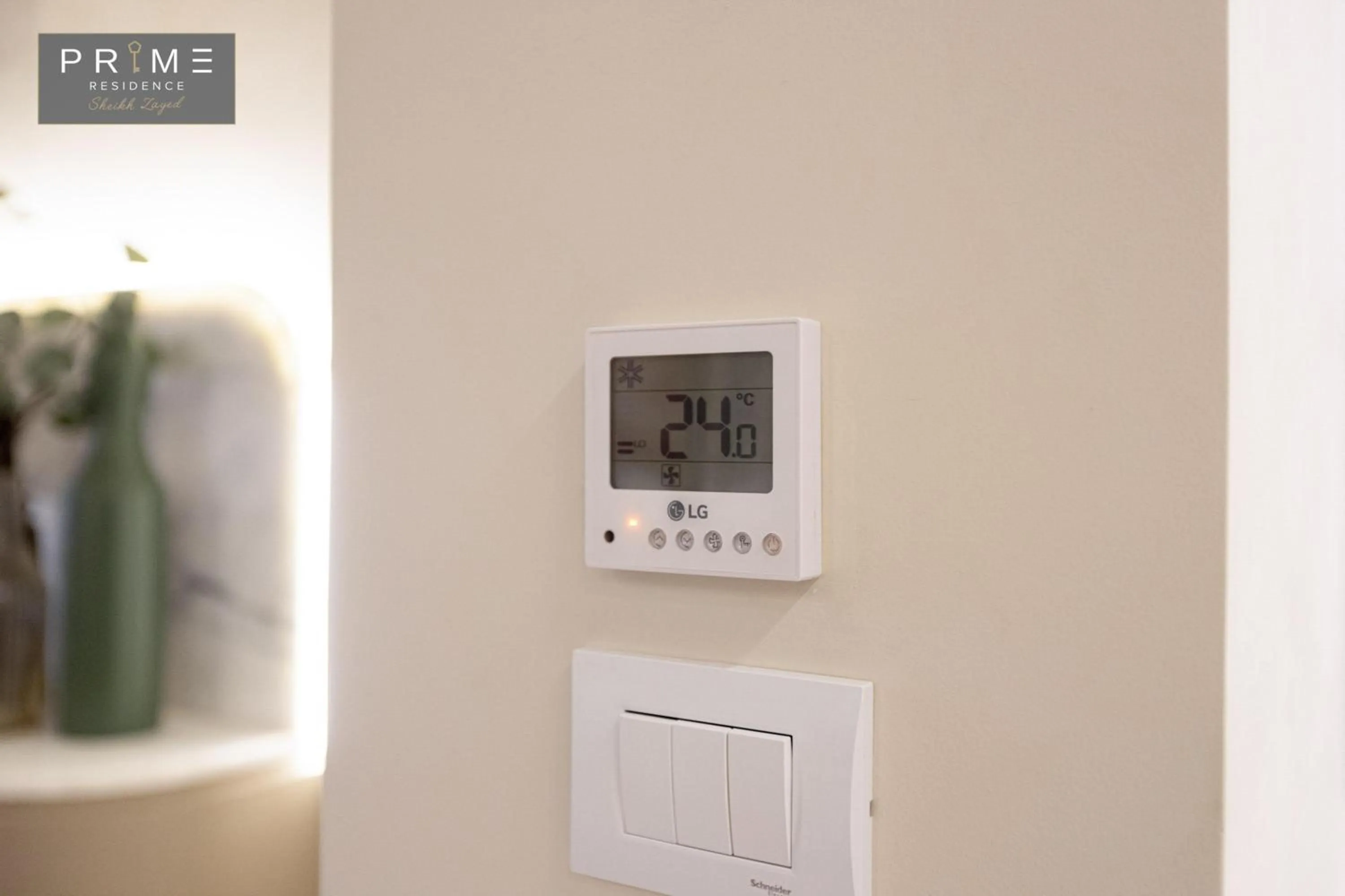 Photo of the whole room in Prime Residence Sheikh Zayed