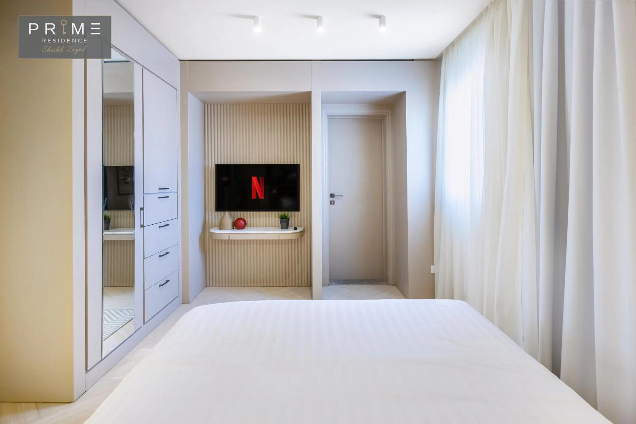 TV and multimedia, Bed in Prime Residence Sheikh Zayed