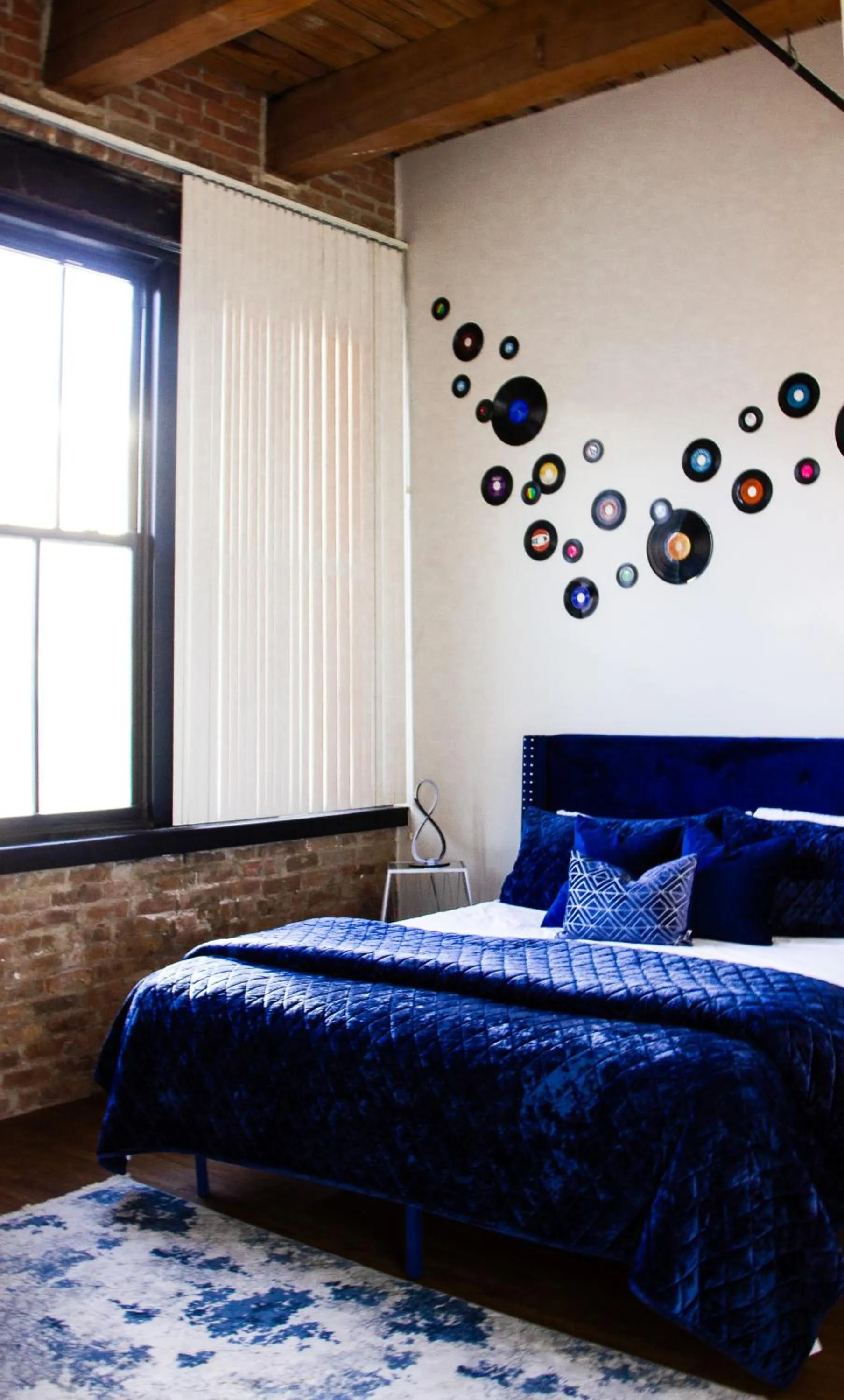 Bedroom, Bed in Luxéry Stay Chicago - Themed Units! Close to Downtown, McCormick Place & Wintrust Arena