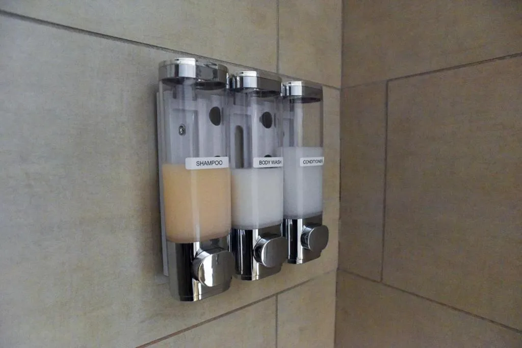 Shower in Luxéry Stay Chicago - Themed Units! Close to Downtown, McCormick Place & Wintrust Arena