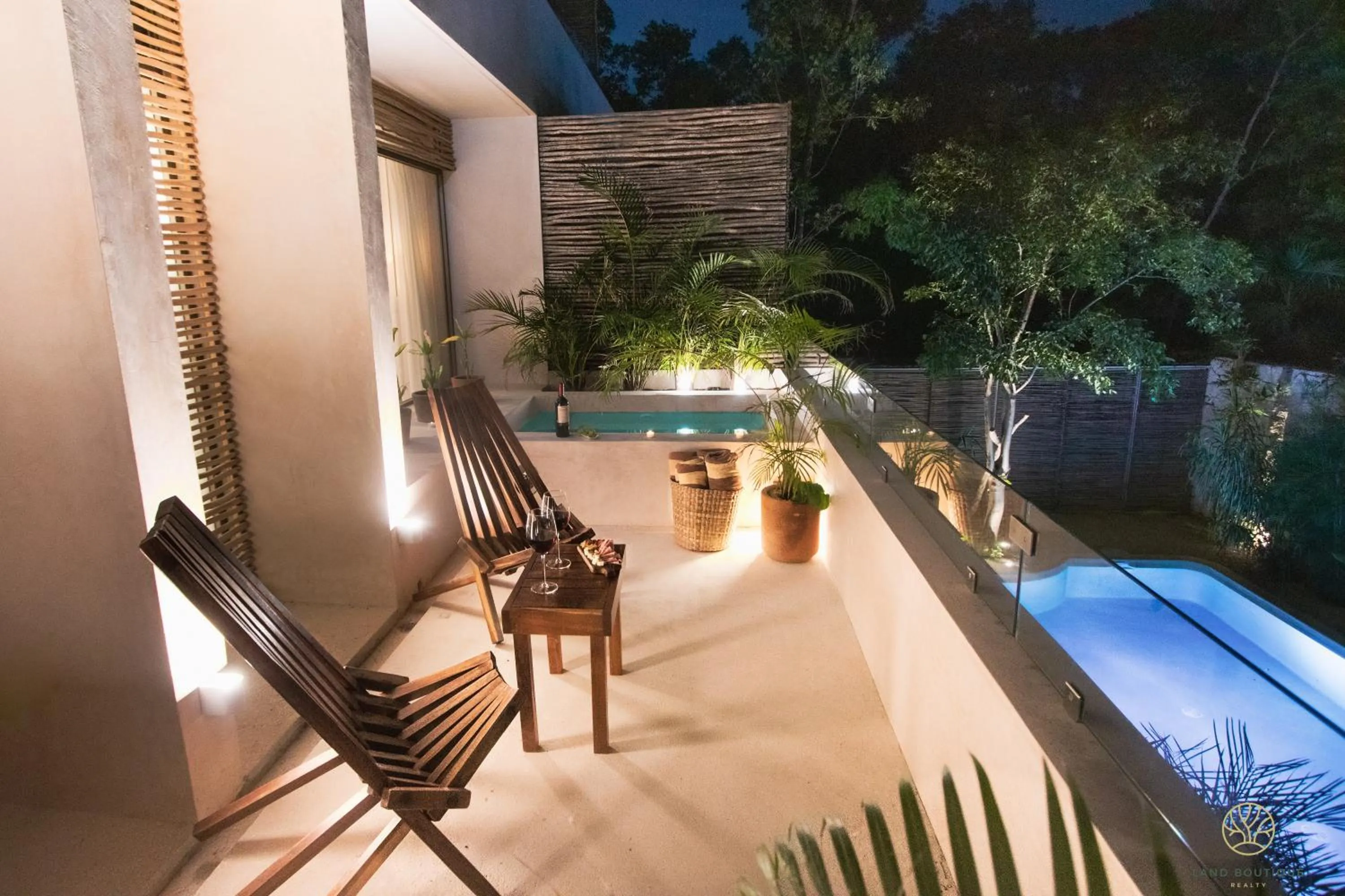 Balcony/Terrace in Spacious 2BR apt · Wide balcony w/tub & Yoga deck