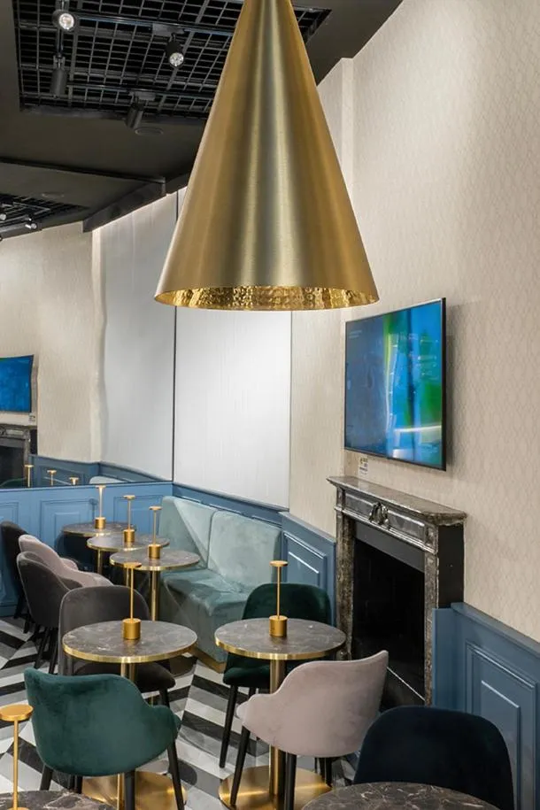 Lounge or bar in London Hotel