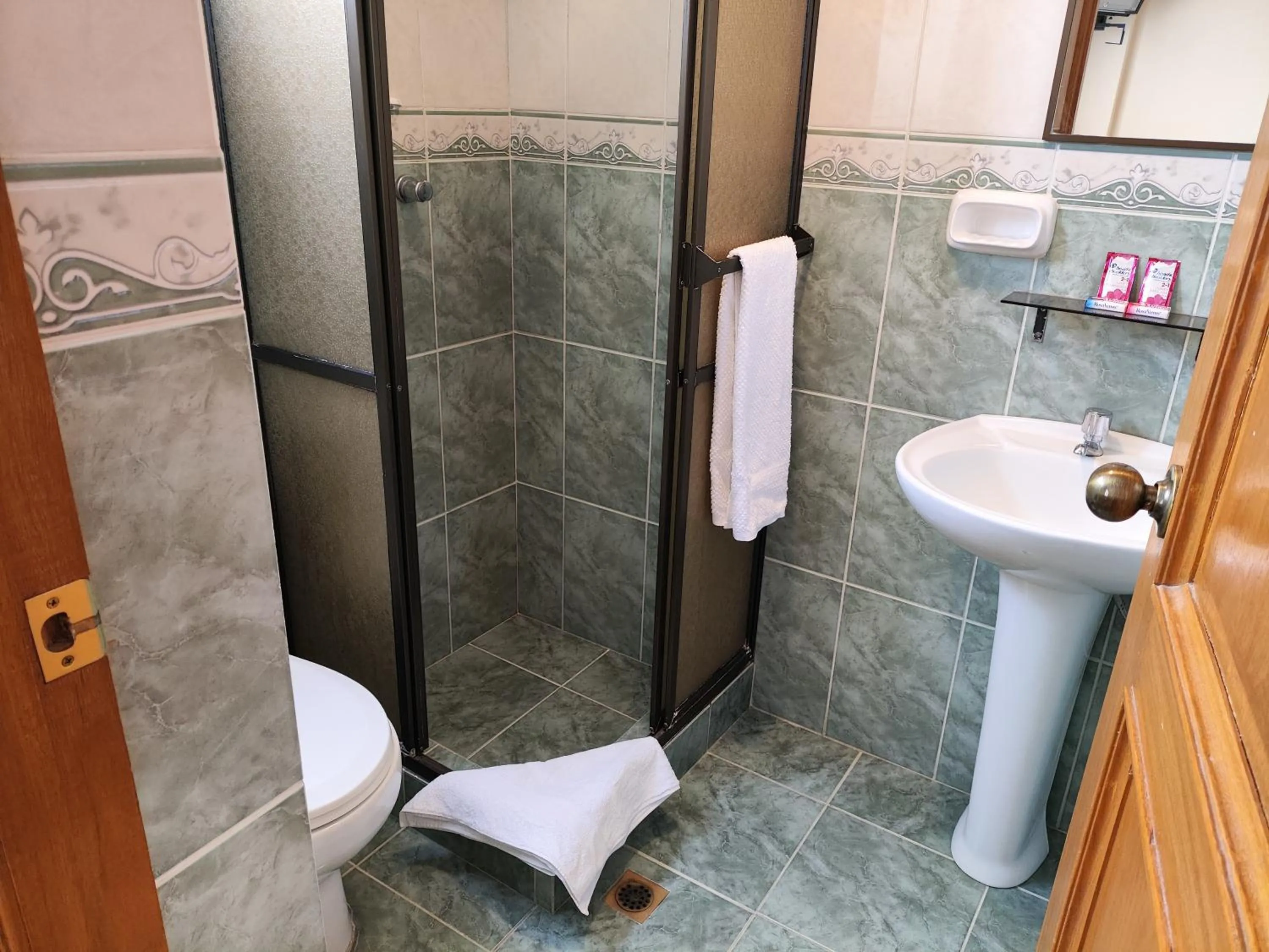 Bathroom in HOTEL WENDY MAR