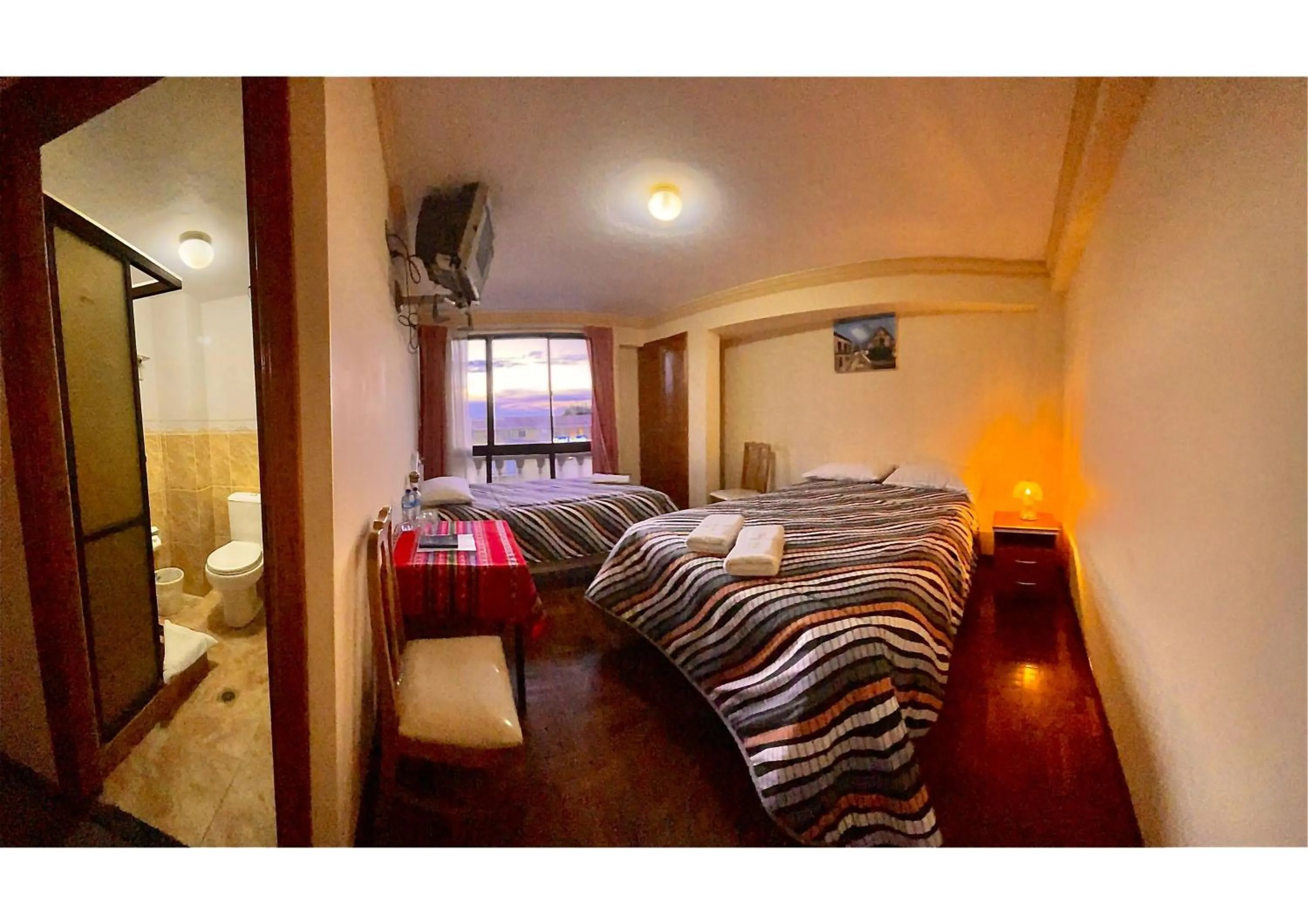 TV and multimedia, Bed in HOTEL WENDY MAR