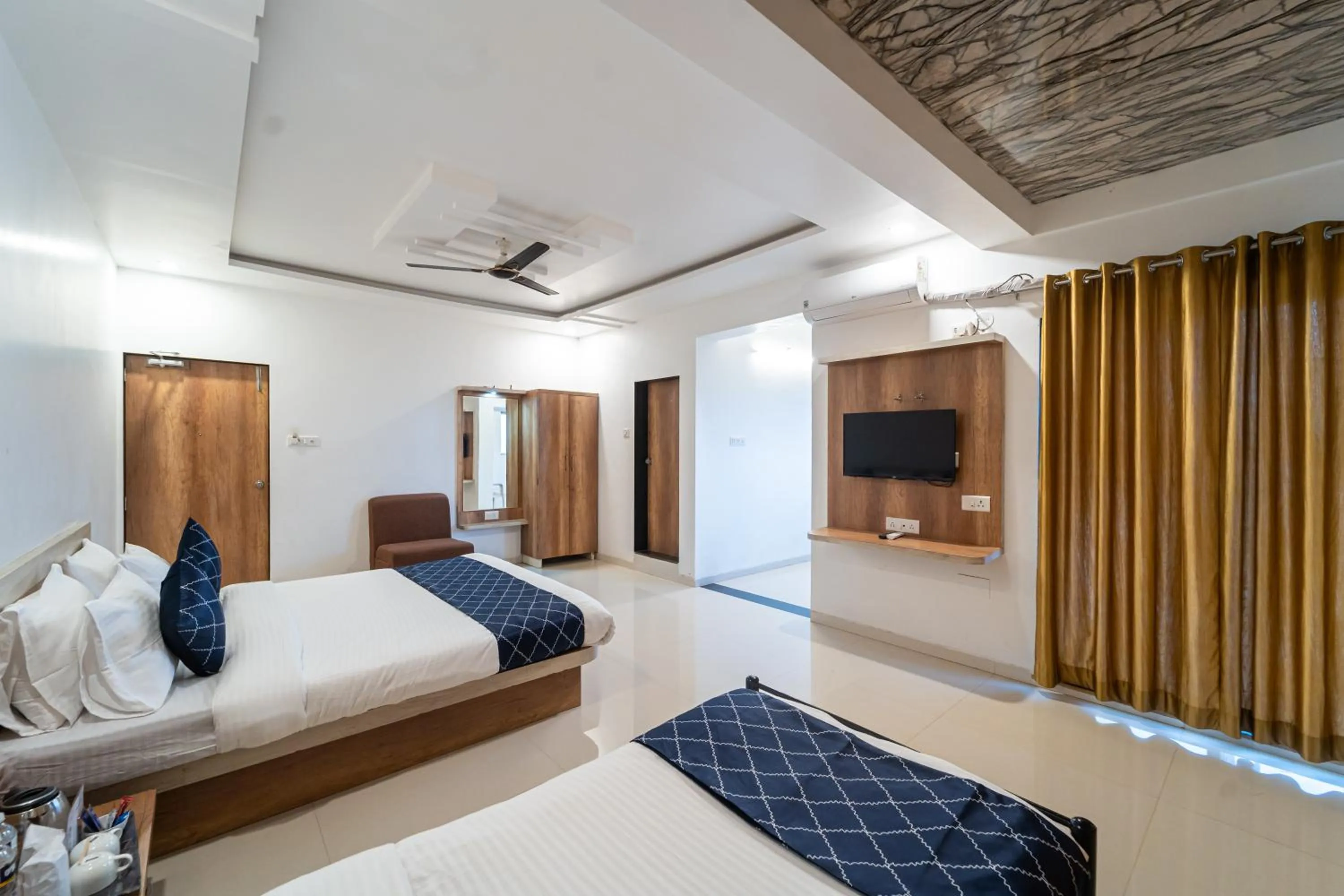 Bed in Strawberry King Resort