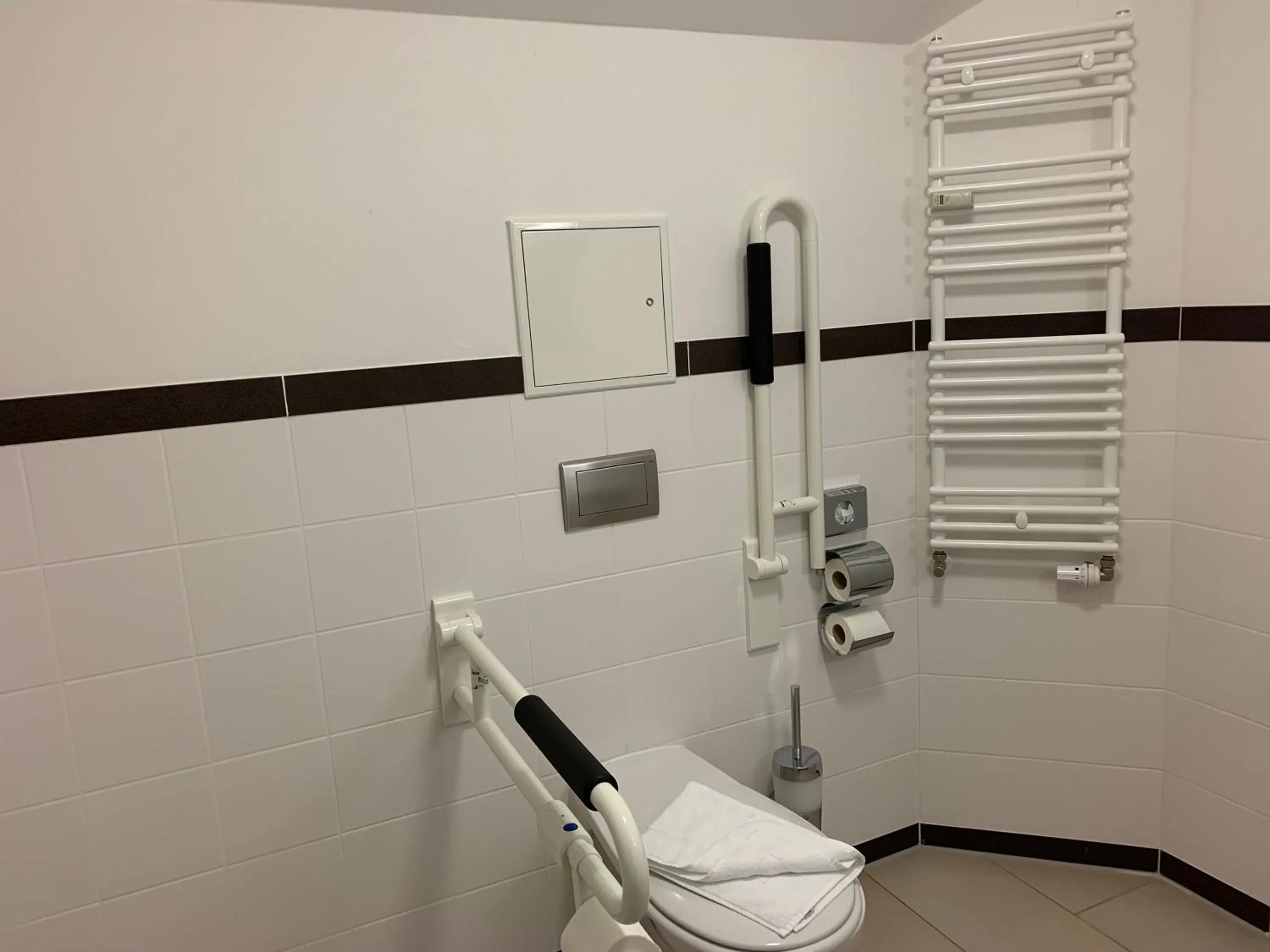 Bathroom in Hotel am Theater