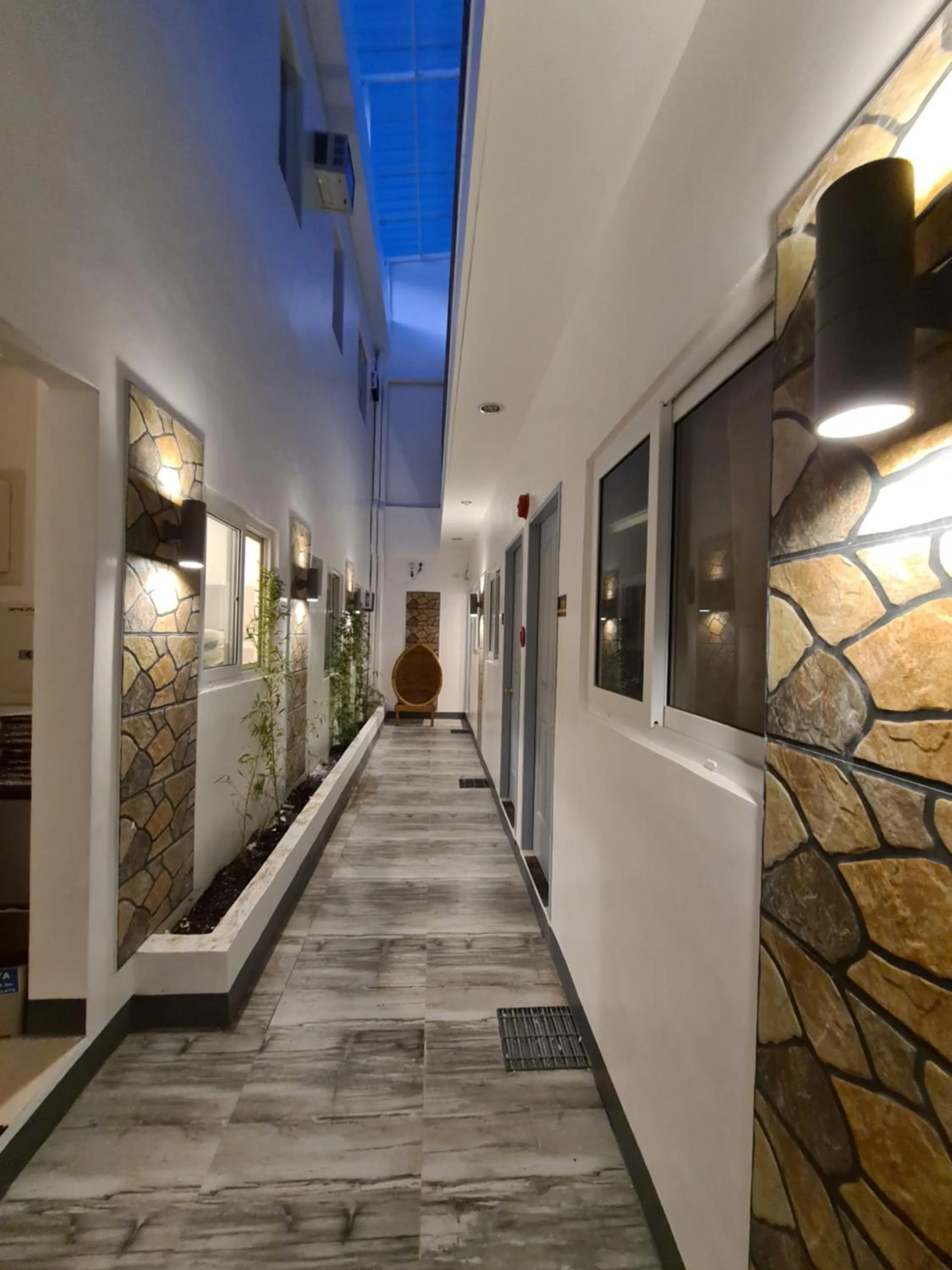 Balcony/Terrace in My Stay Hotel - Near SM Mall -1 min walk