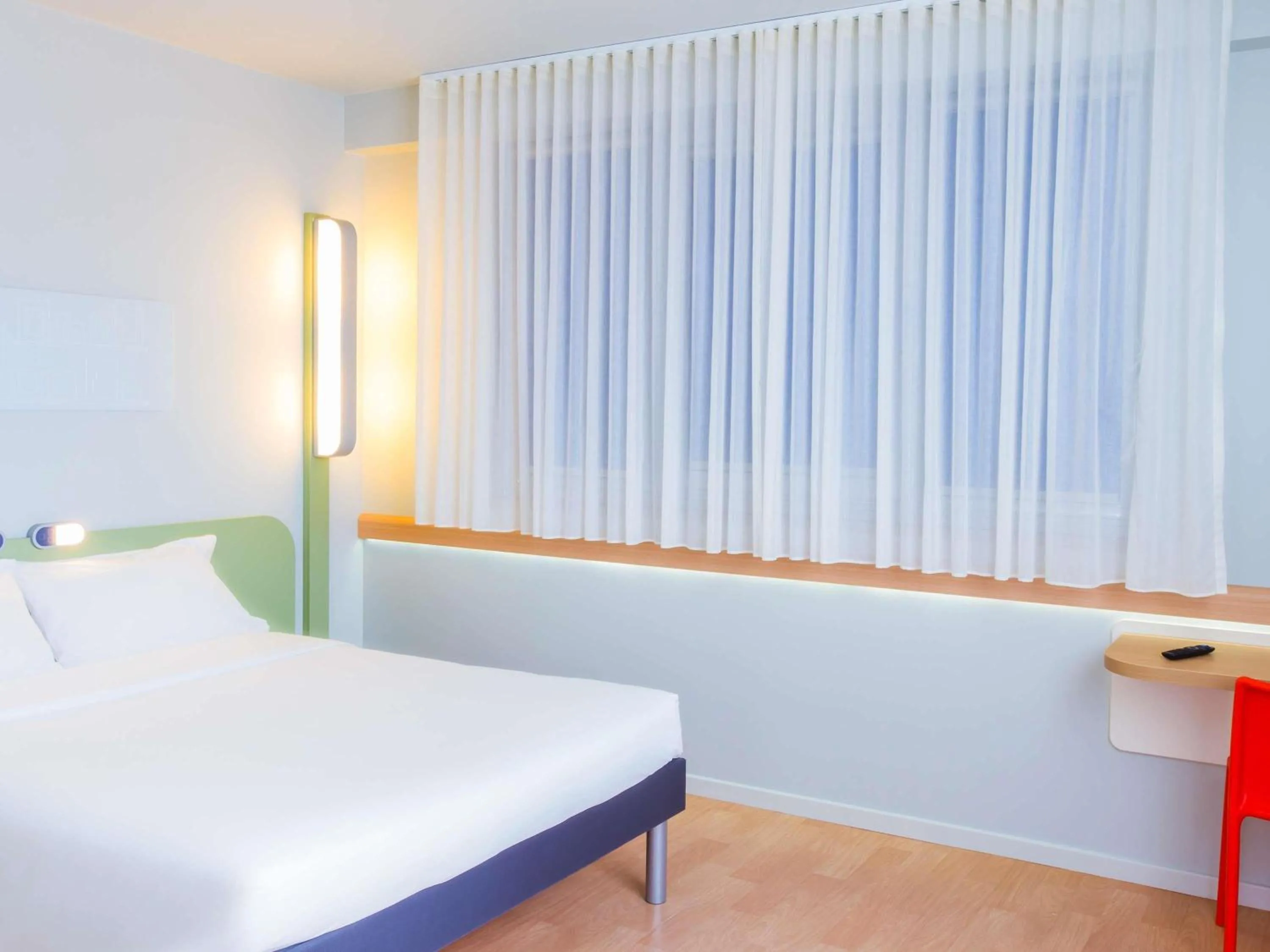 Bedroom, Bed in Ibis Budget Braga Centro