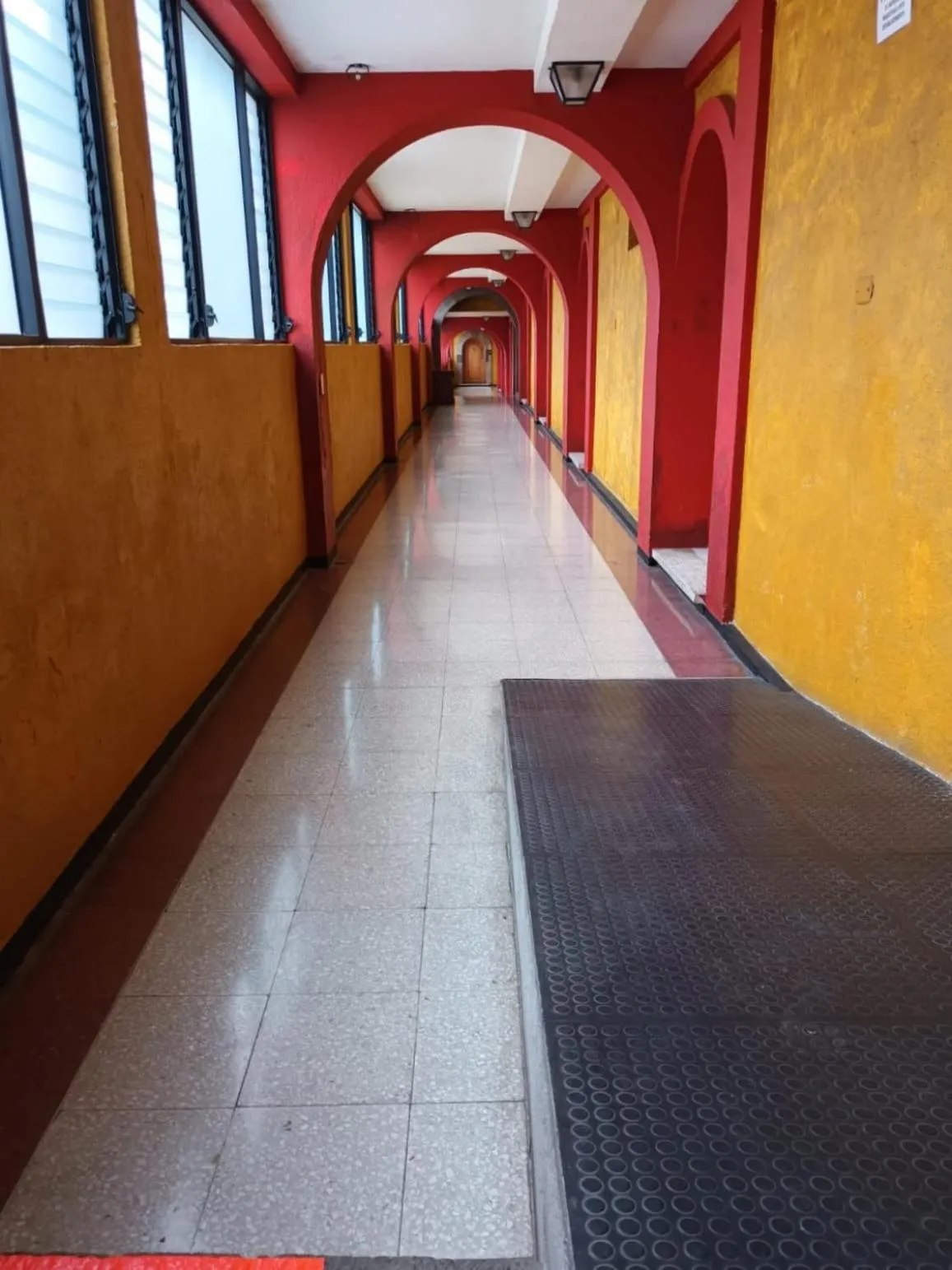 Property building in Hotel Tiosh Abaj