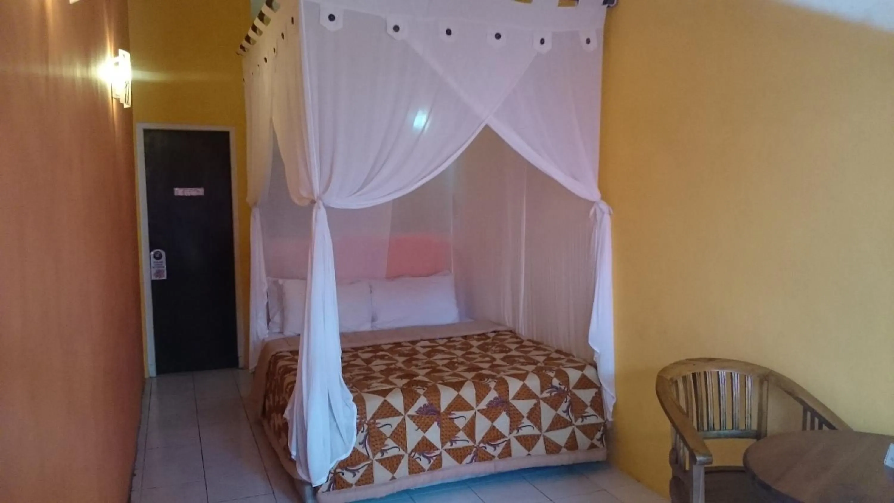 Bedroom, Bed in Zen inn