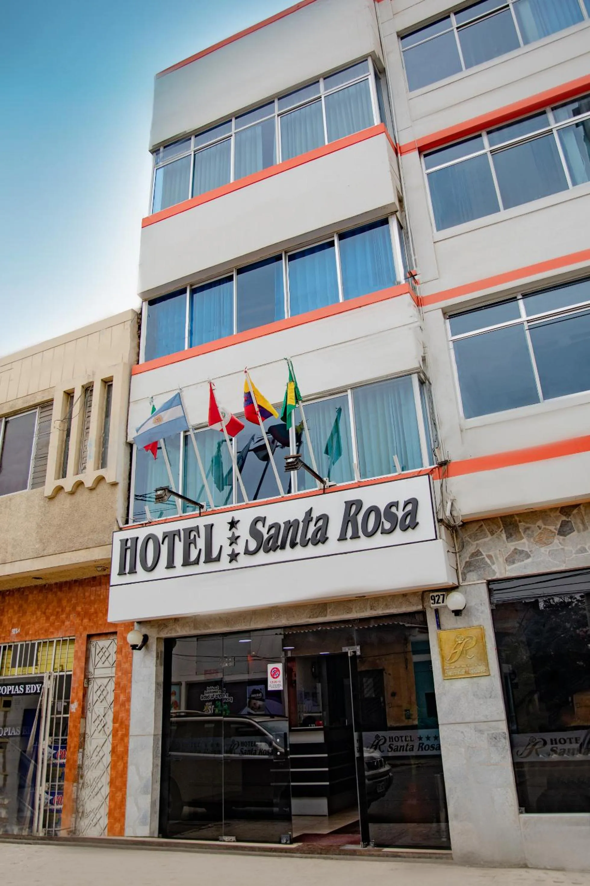 Property building in Hotel Santa Rosa