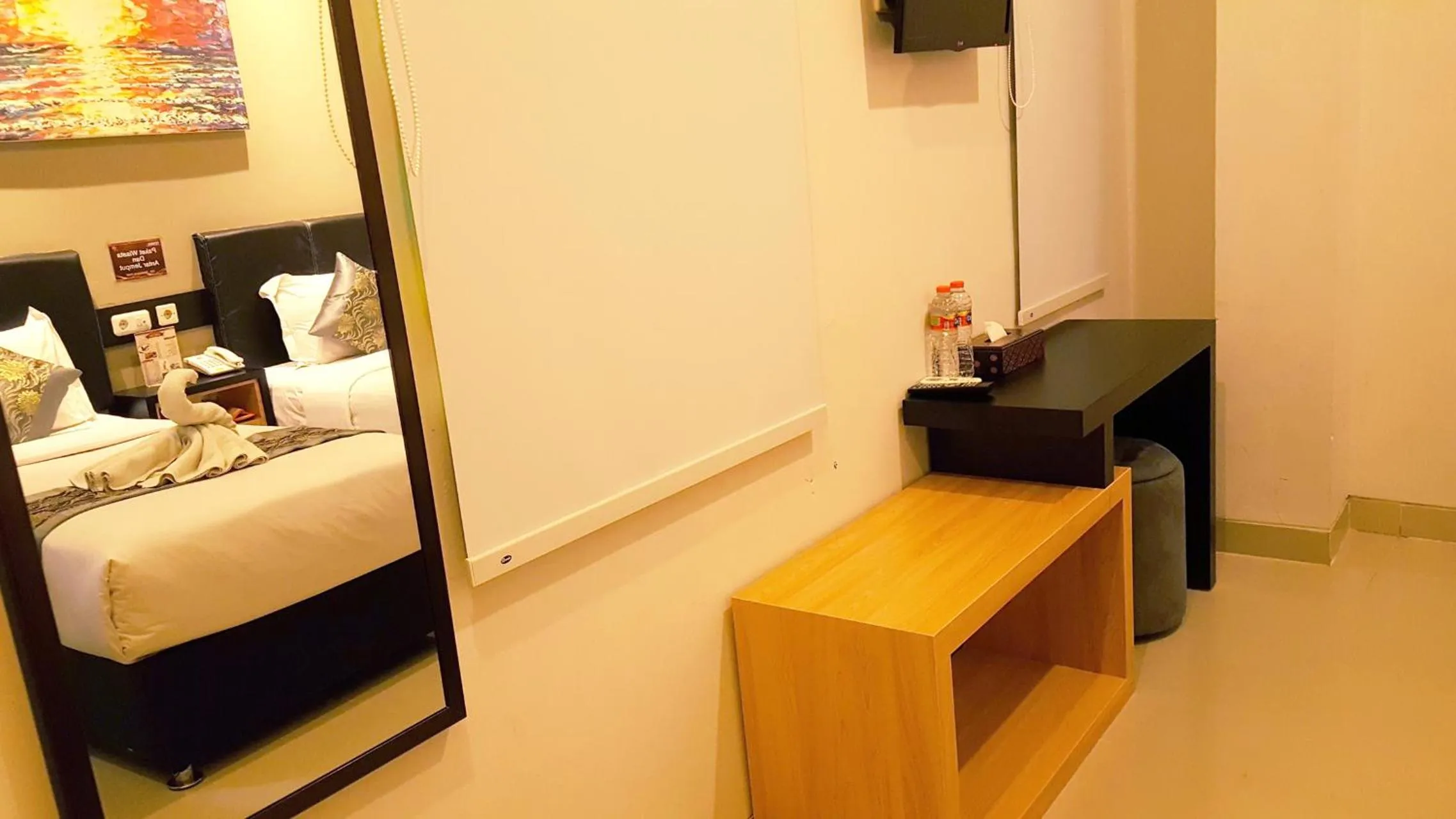 Bed in Sunrise Hotel Jogja