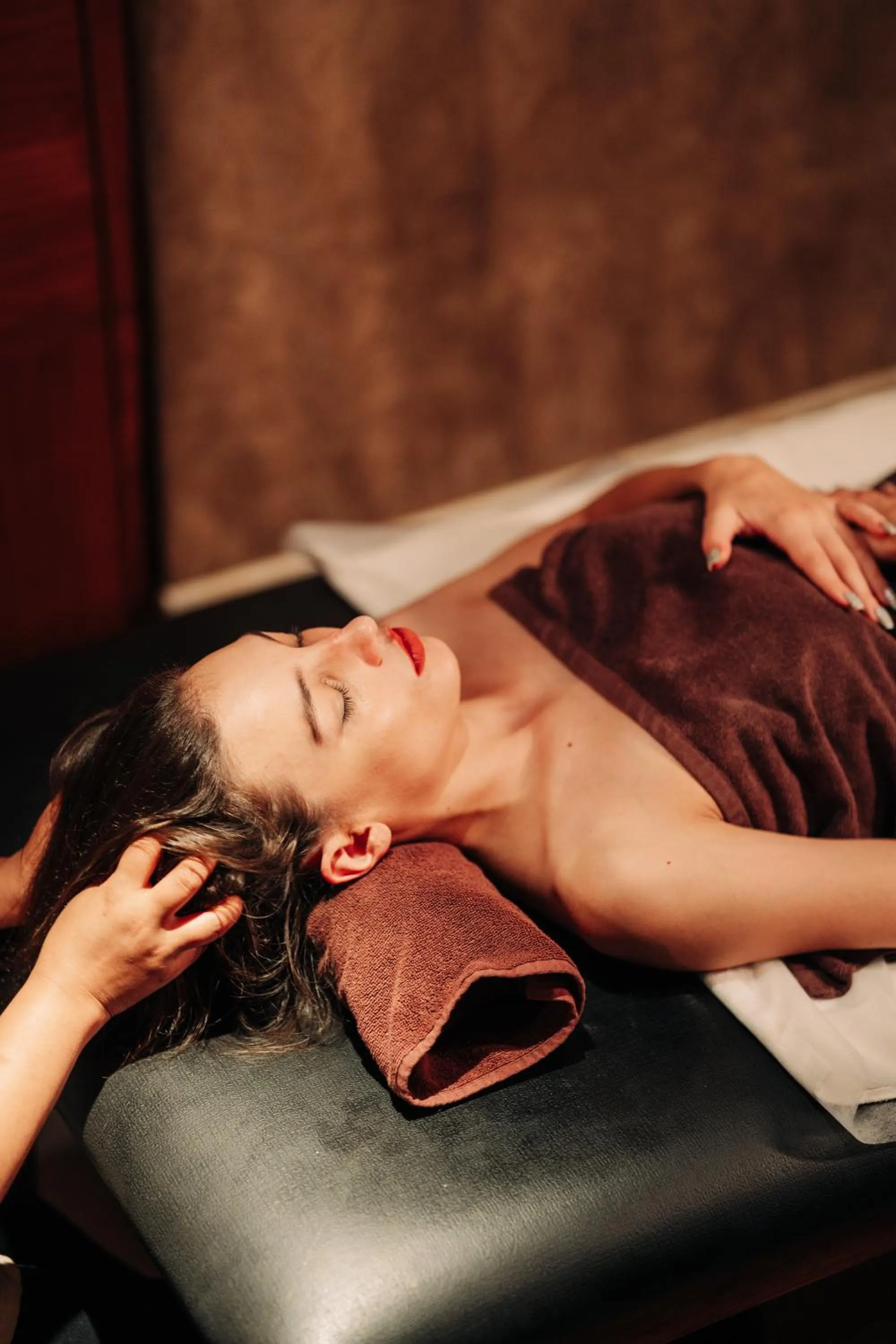Massage in The Acacia Hotel & Spa