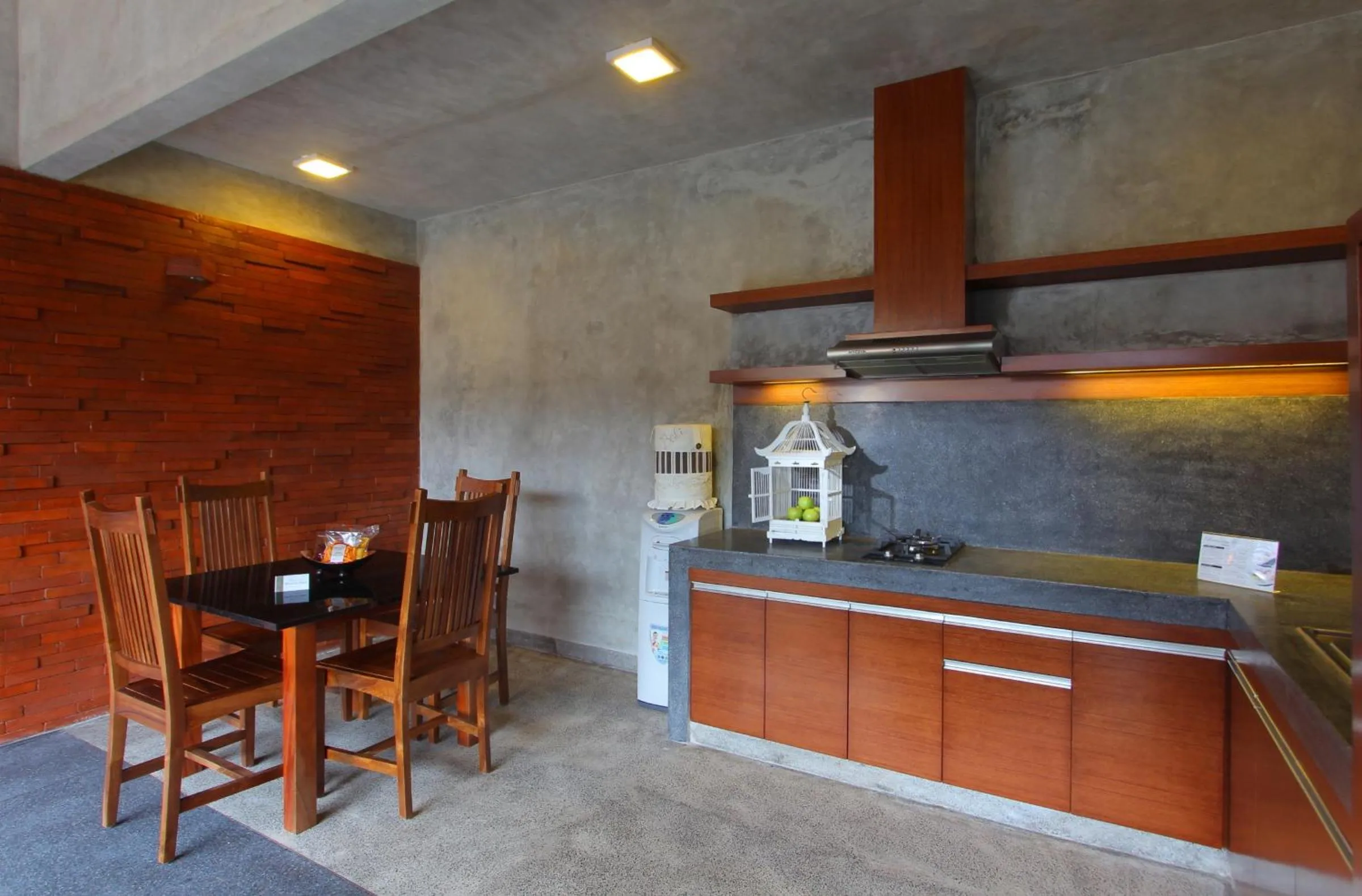 Kitchen or kitchenette in Bracha Villas Bali